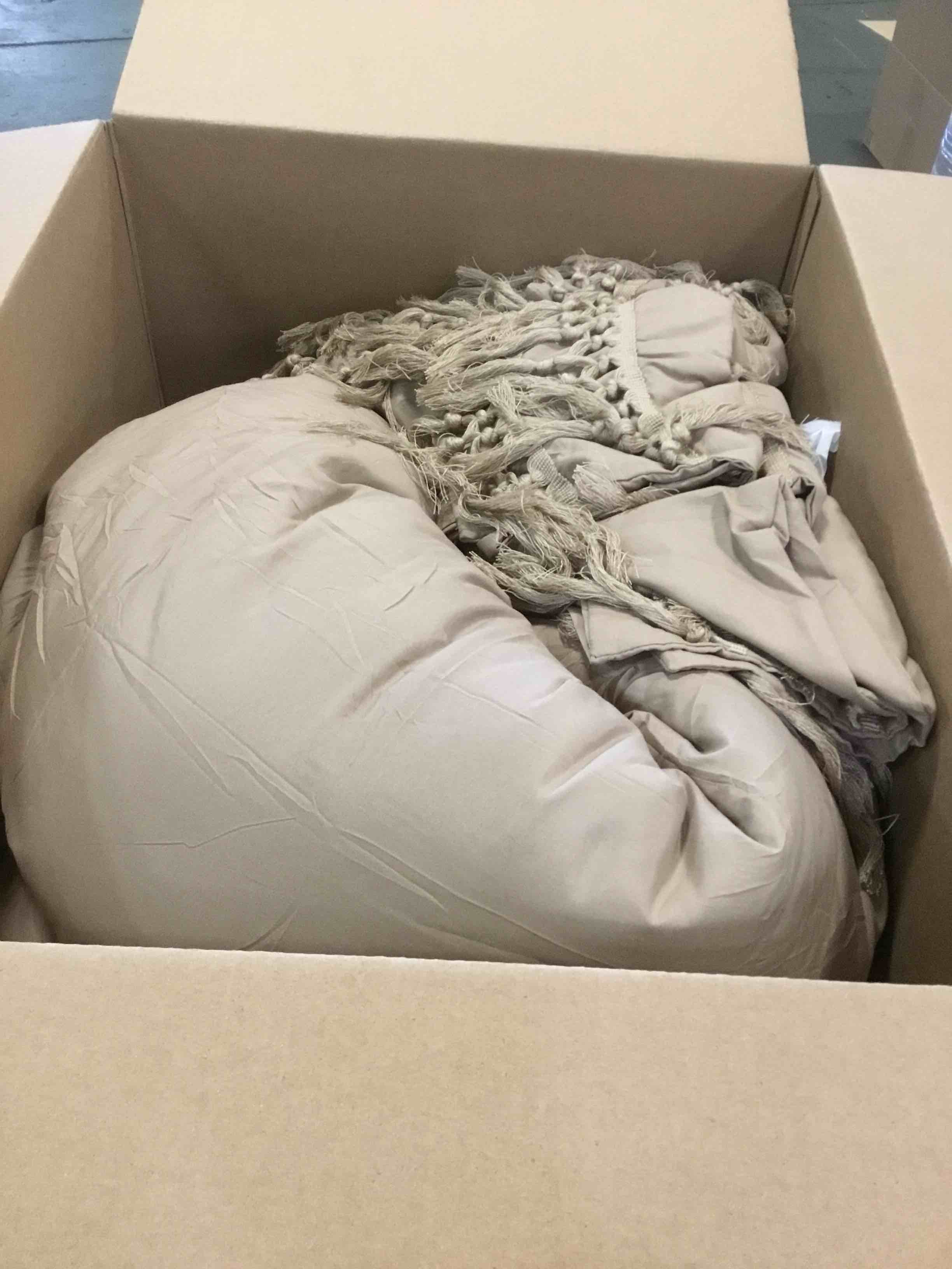 https://s3.amazonaws.com/lotting-images-prod/bidfta/BRN0260179_1729272075183.jpeg