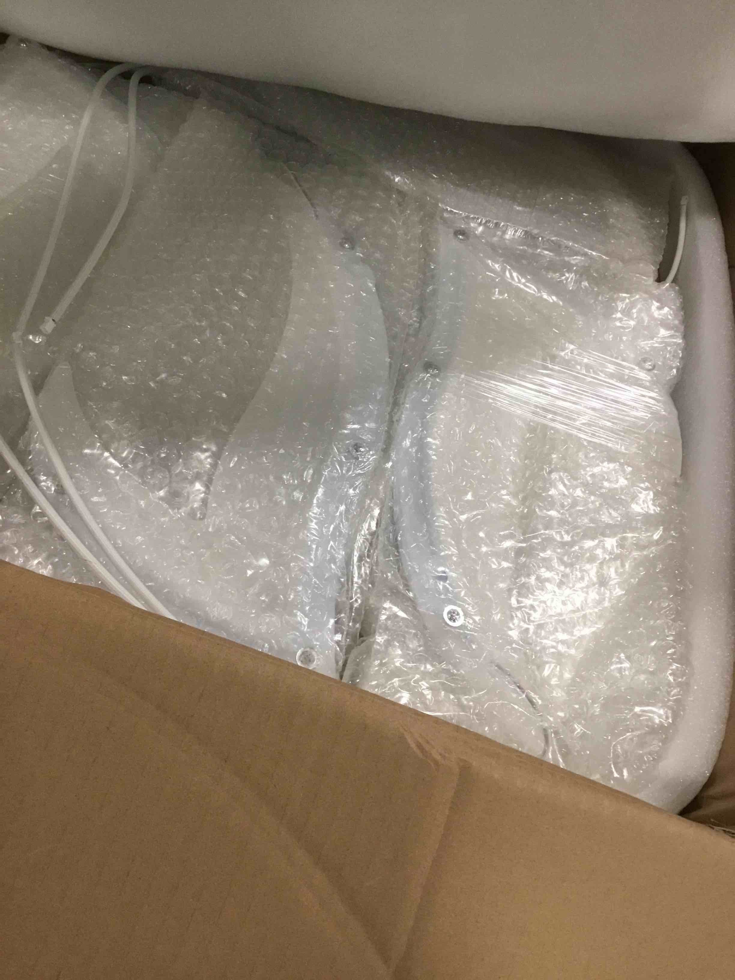 Goeco Modern Ceiling Light, LED Dimmable White 14Petals Acrylic Flower