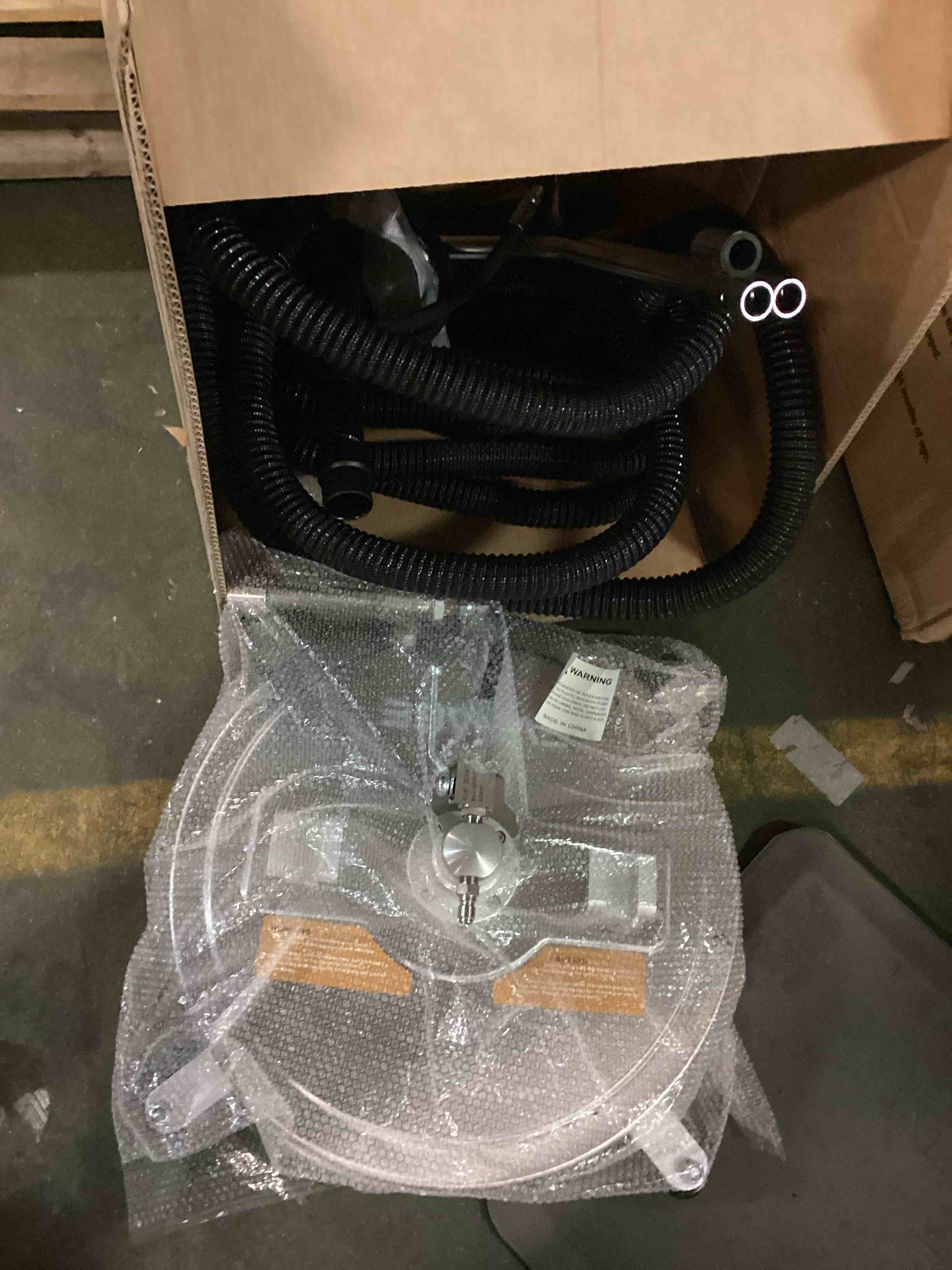 https://s3.amazonaws.com/lotting-images-prod/bidfta/BRN0262141_1732148230906.jpeg