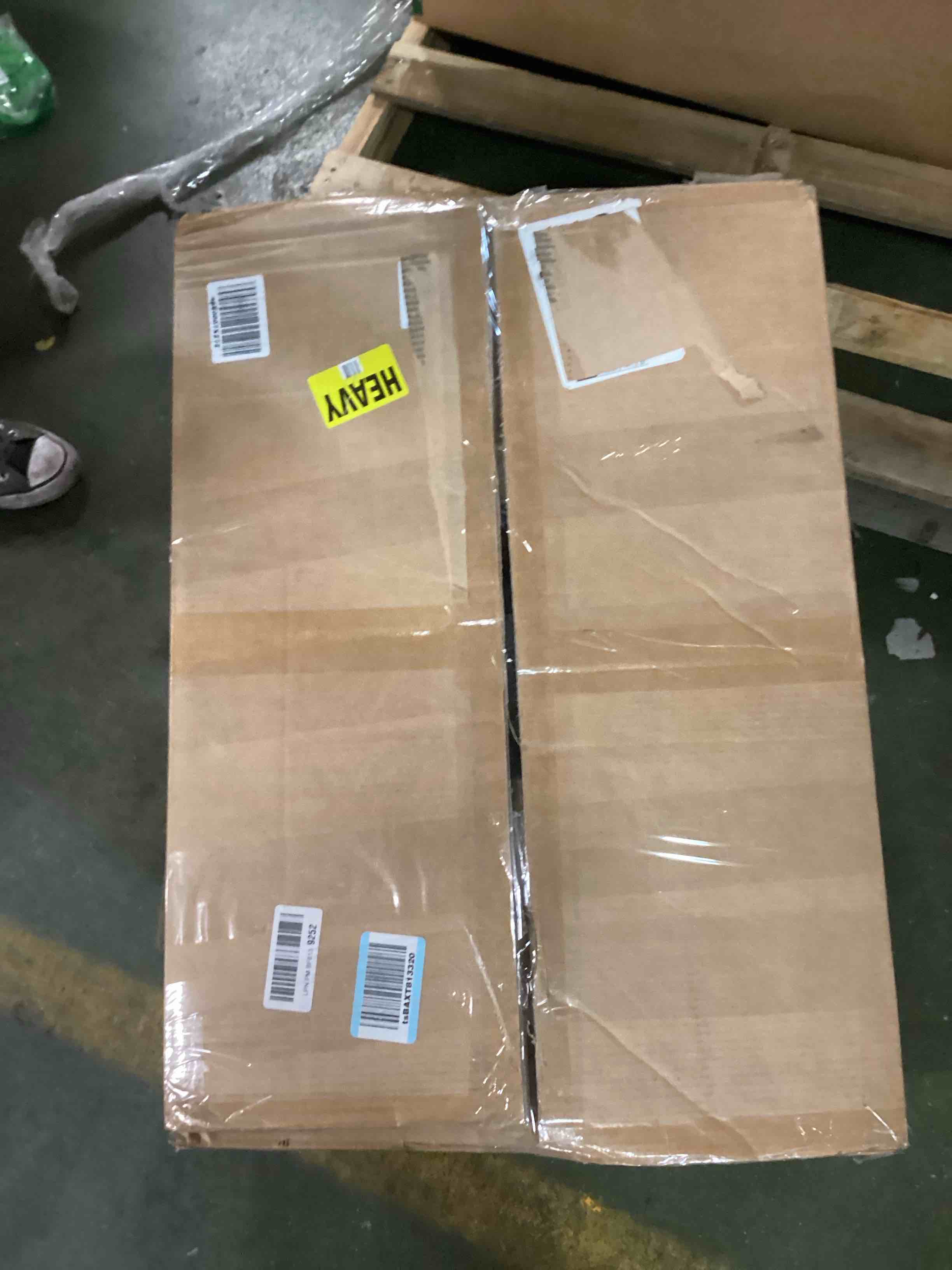 https://s3.amazonaws.com/lotting-images-prod/bidfta/BRN0262141_1732148321989.jpeg
