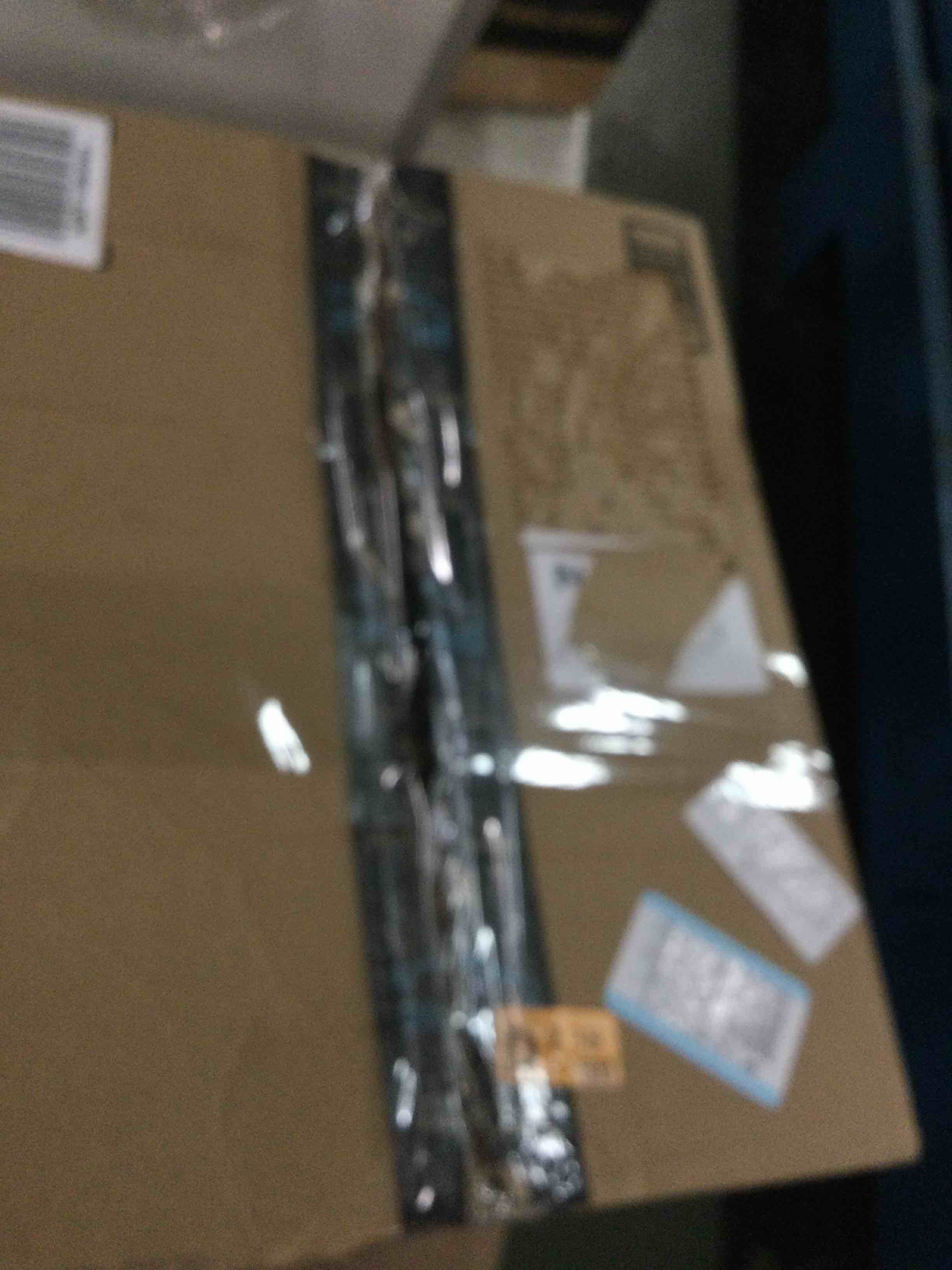 https://s3.amazonaws.com/lotting-images-prod/bidfta/BRN0262319_1732072437182.jpeg