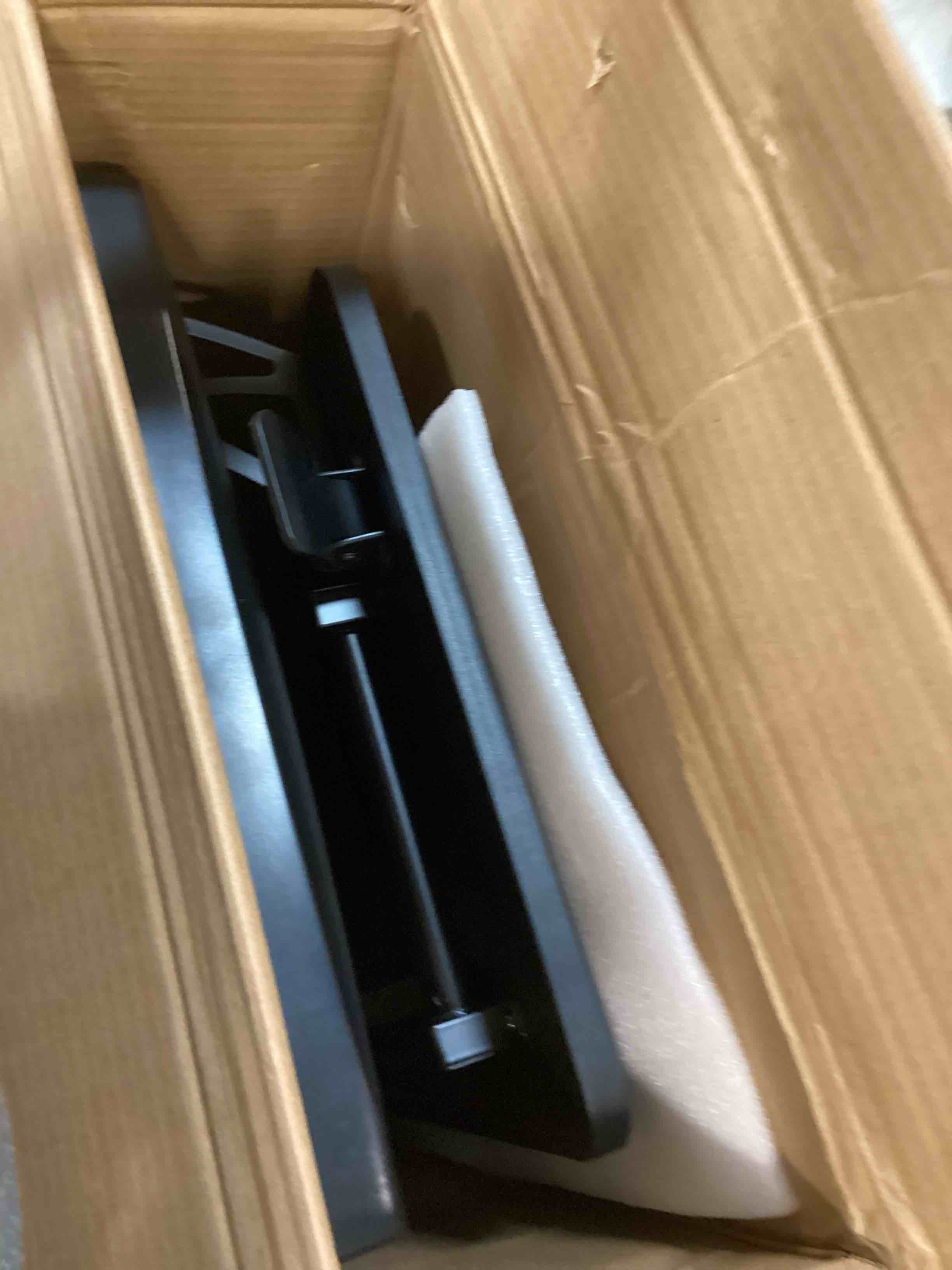 https://s3.amazonaws.com/lotting-images-prod/bidfta/BRN0263798_1728927372119.jpeg