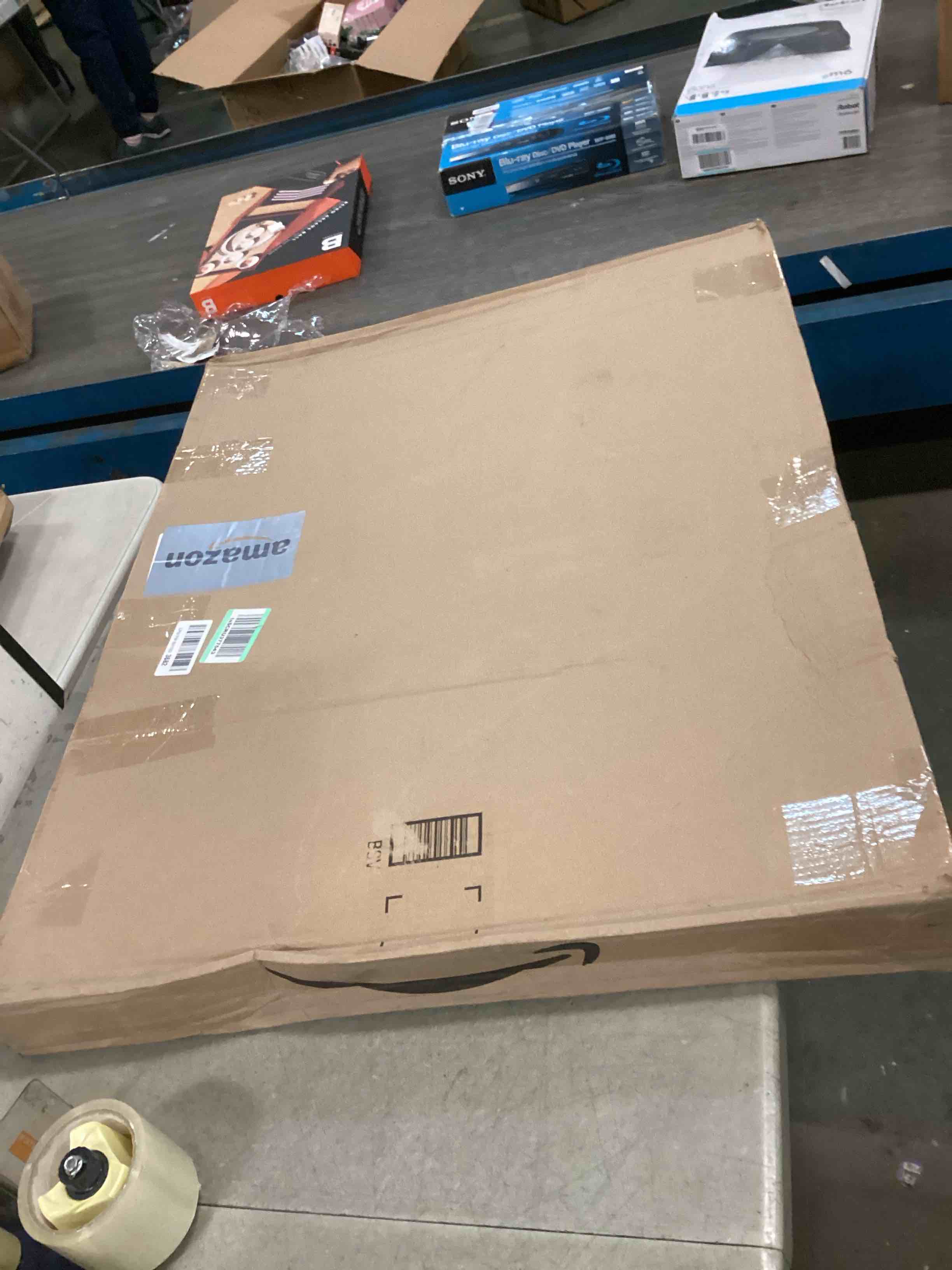 https://s3.amazonaws.com/lotting-images-prod/bidfta/BRN0272298_1729602276061.jpeg