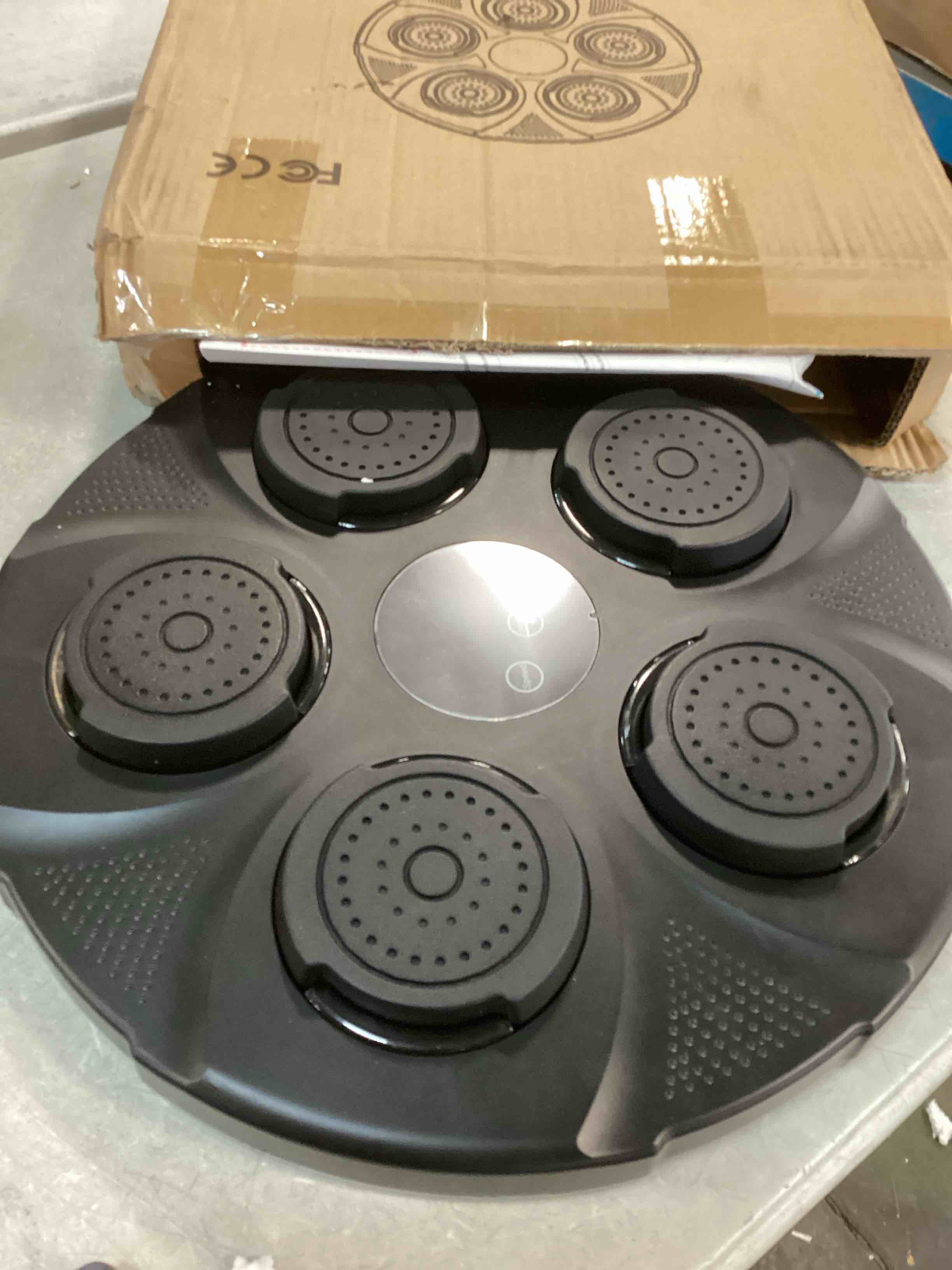 https://s3.amazonaws.com/lotting-images-prod/bidfta/BRN0274523_1729269045527.jpeg