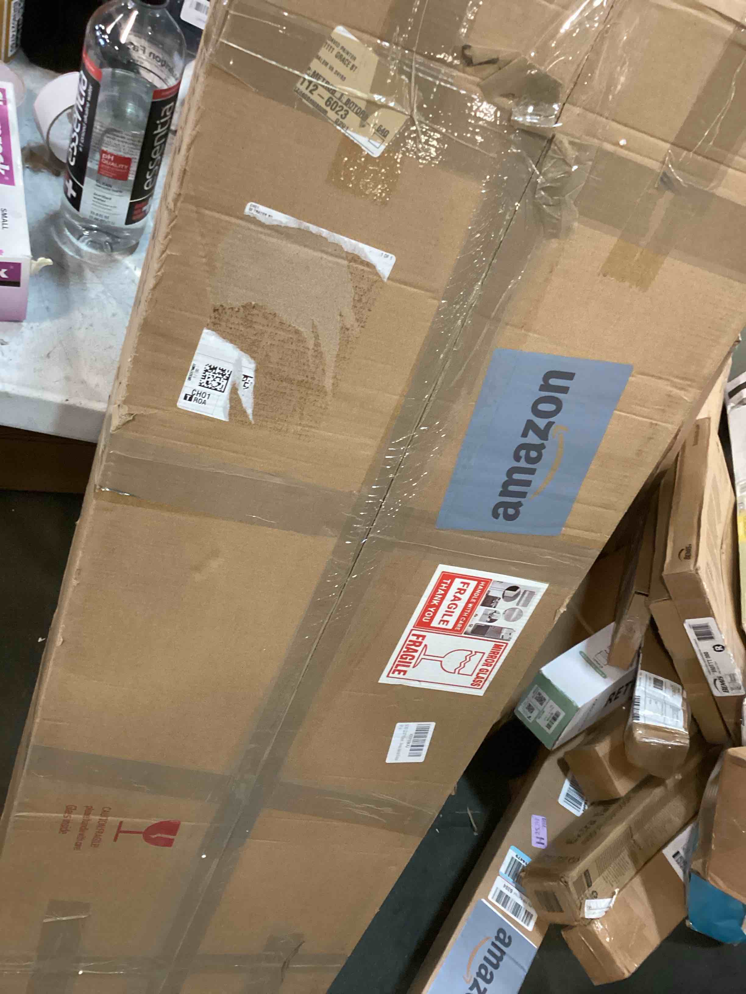 https://s3.amazonaws.com/lotting-images-prod/bidfta/BRN0274761_1729183075758.jpeg