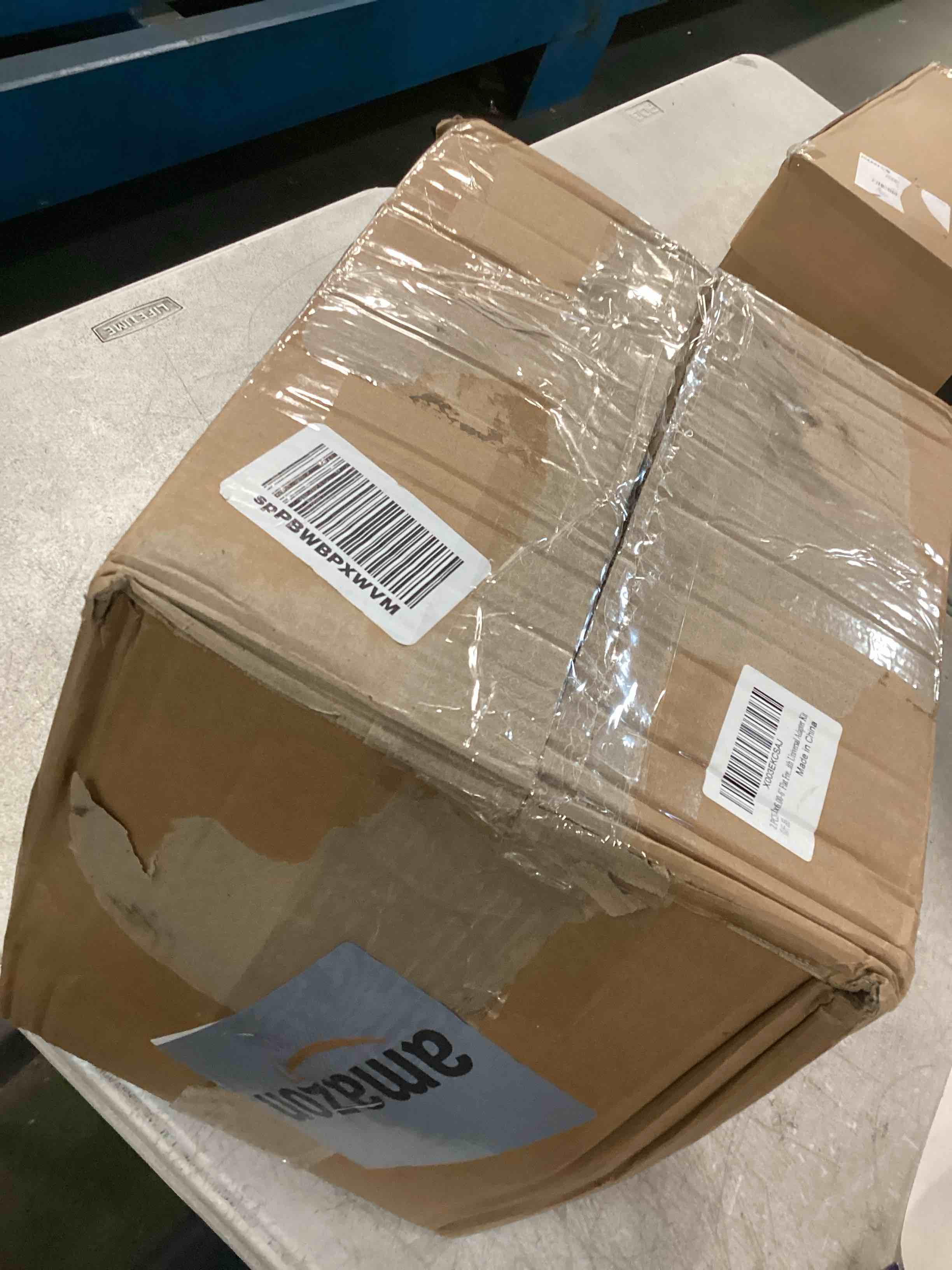 https://s3.amazonaws.com/lotting-images-prod/bidfta/BRN0275982_1728477126942.jpeg