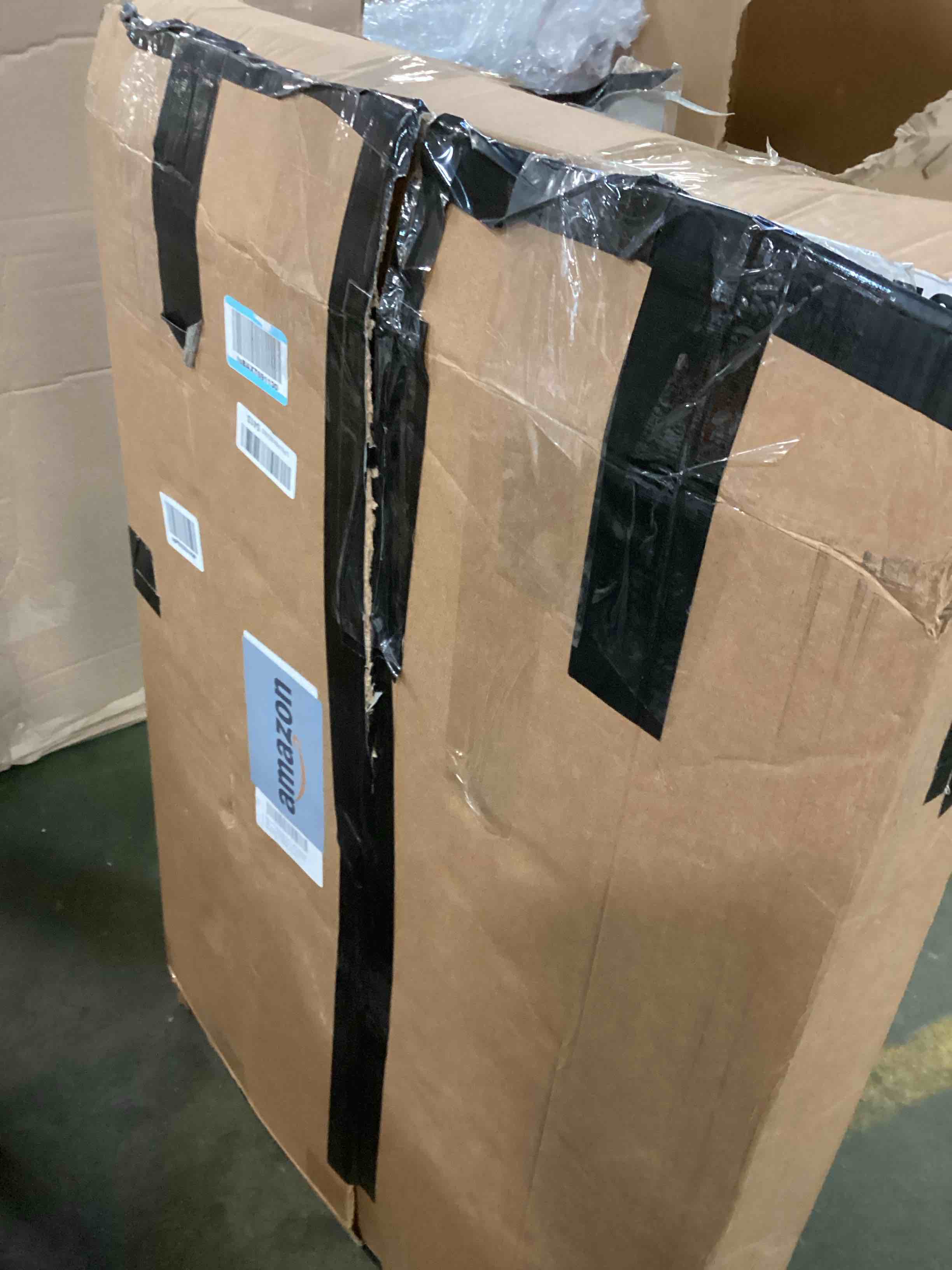 https://s3.amazonaws.com/lotting-images-prod/bidfta/BRN0275989_1728476612936.jpeg