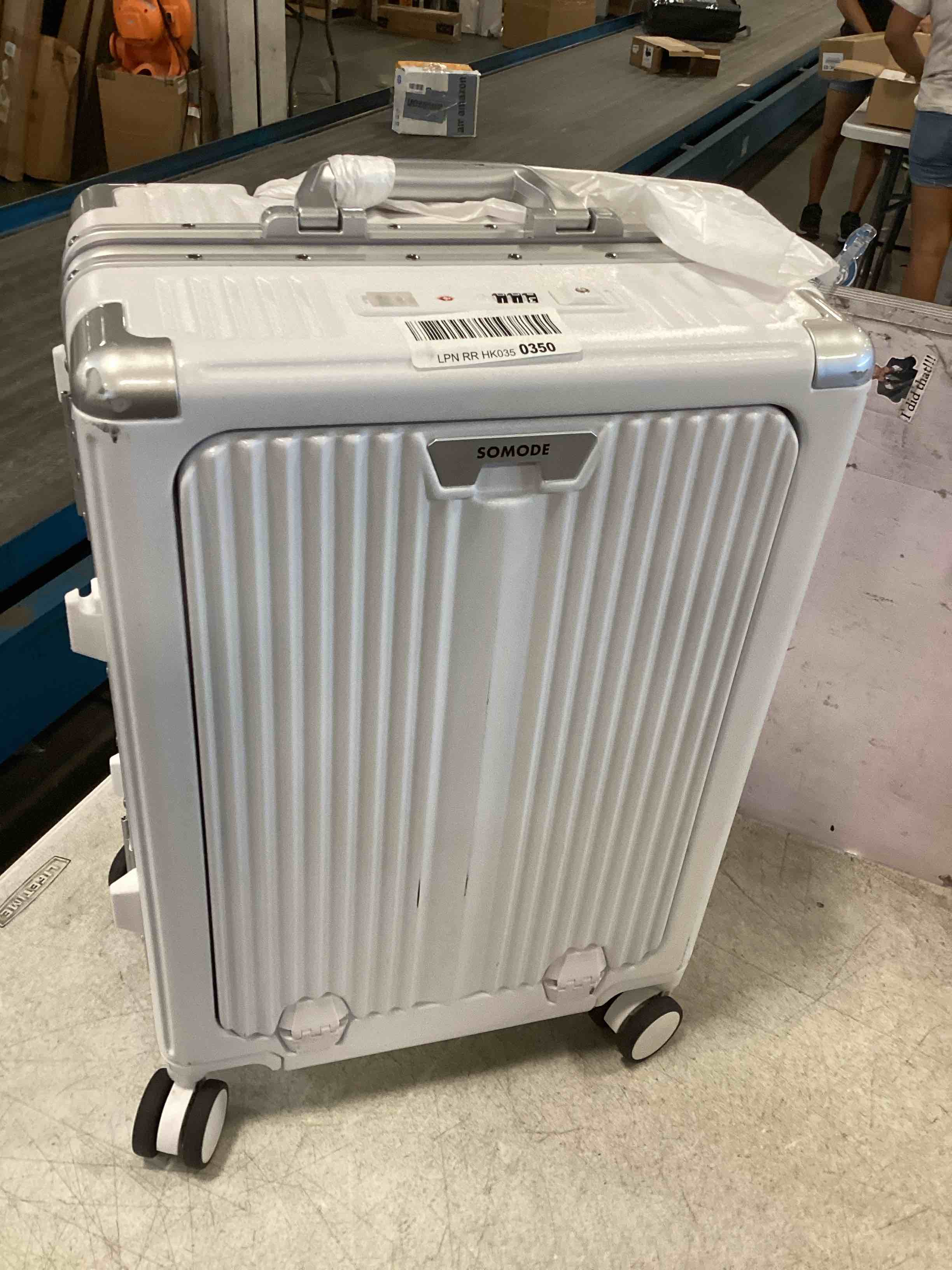 Carry On Luggage, 22x14x9 Airline Approved Aluminum Hard Shell Suitcase