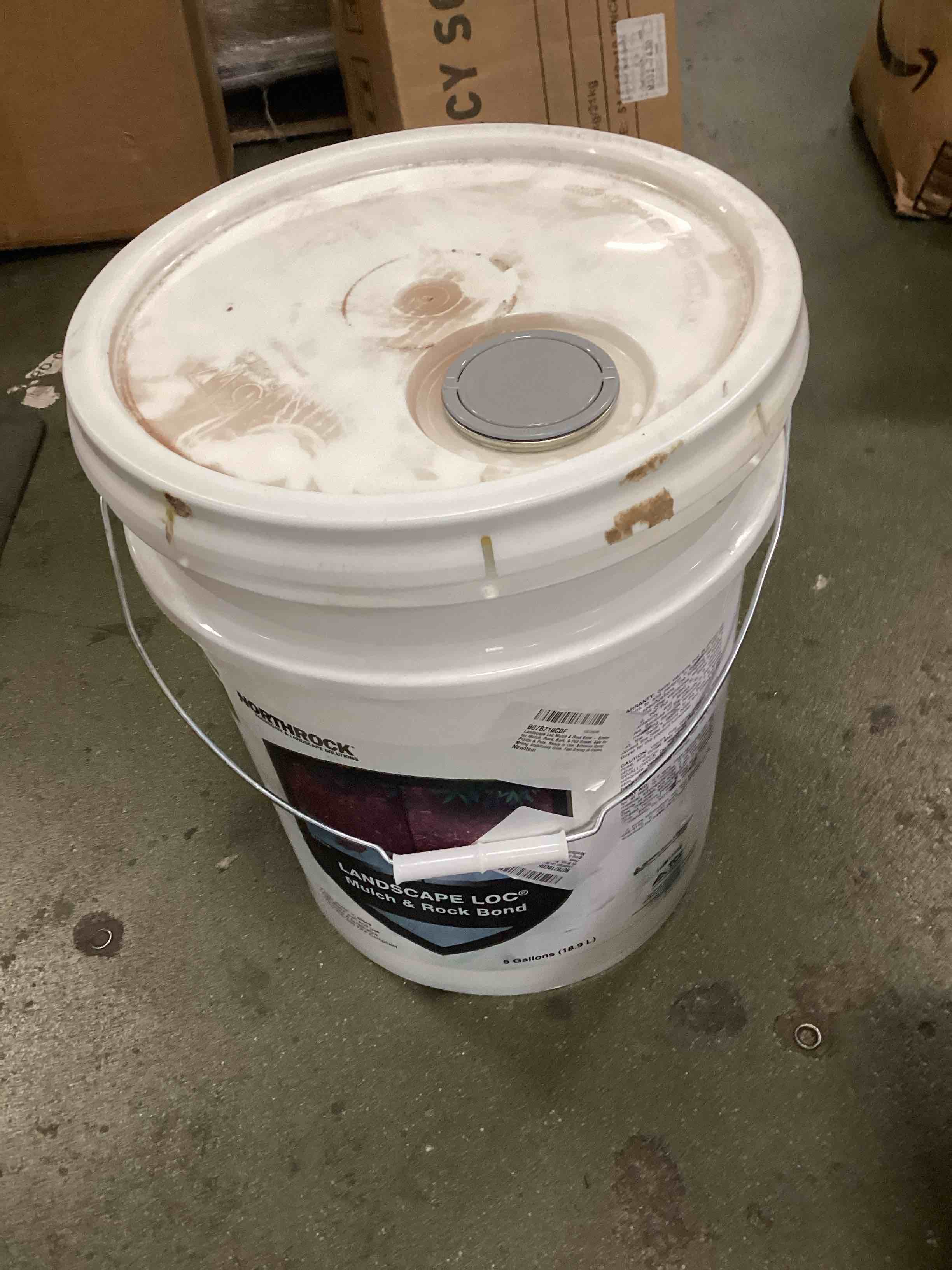 https://s3.amazonaws.com/lotting-images-prod/bidfta/BRN0277650_1728049804476.jpeg