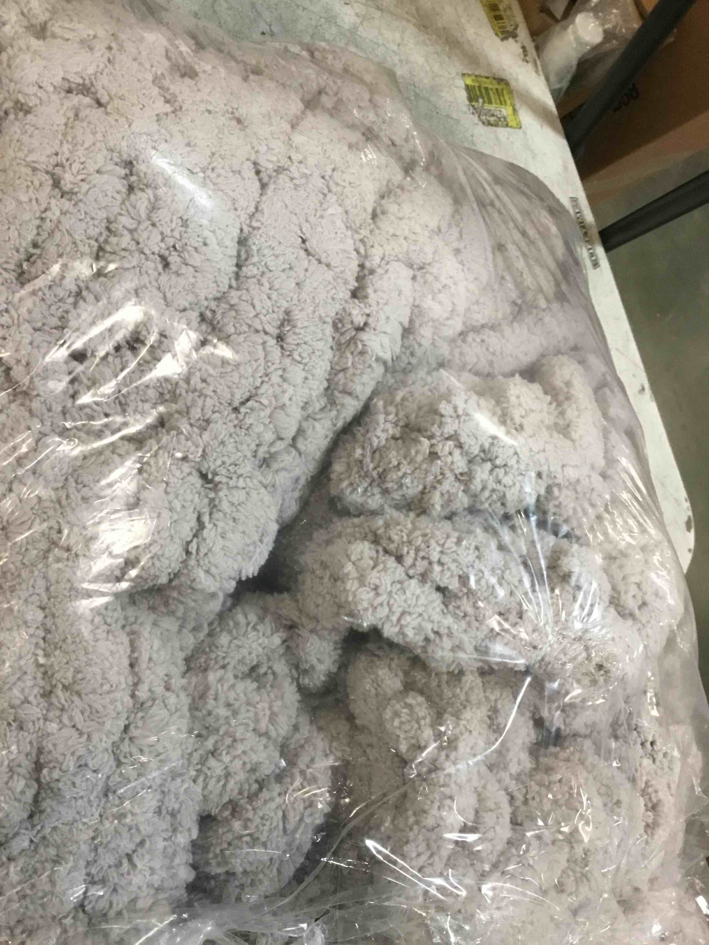 L'AGRATY Chunky Knit Blanket Throw,Soft Chenille Yarn Throw 50x60