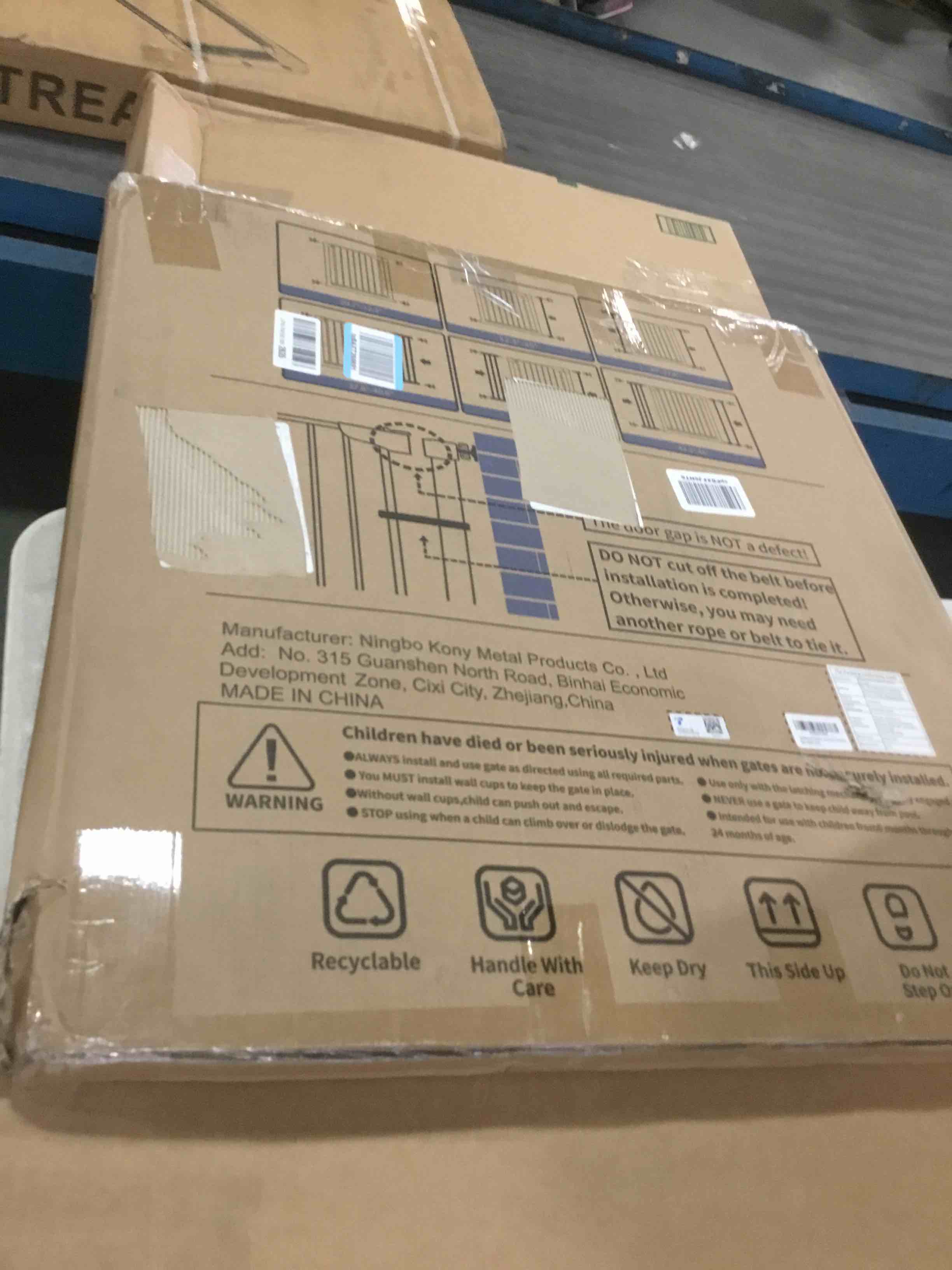 Assorted of baby's gate