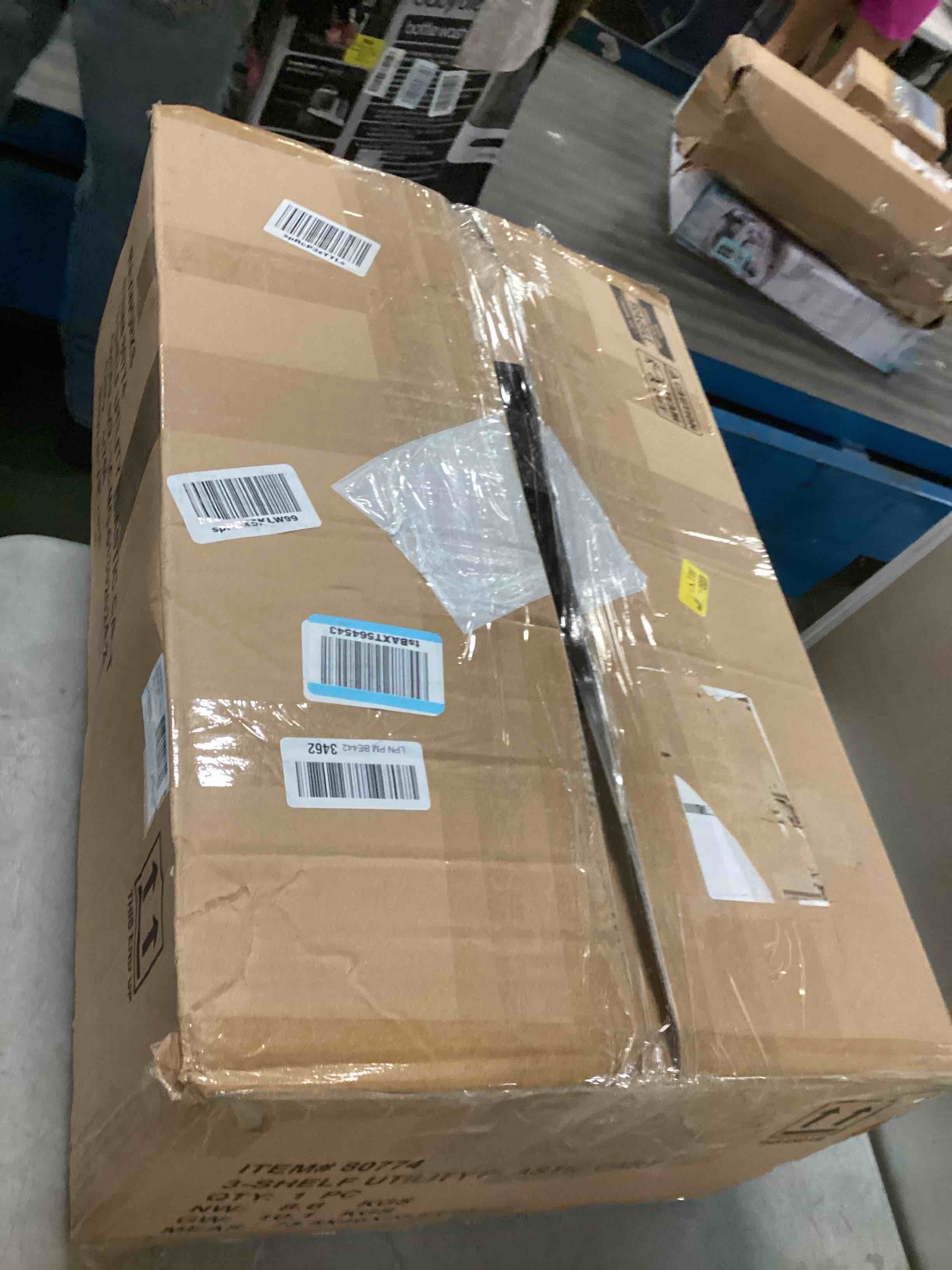 https://s3.amazonaws.com/lotting-images-prod/bidfta/BRN0283413_1727696005498.jpeg