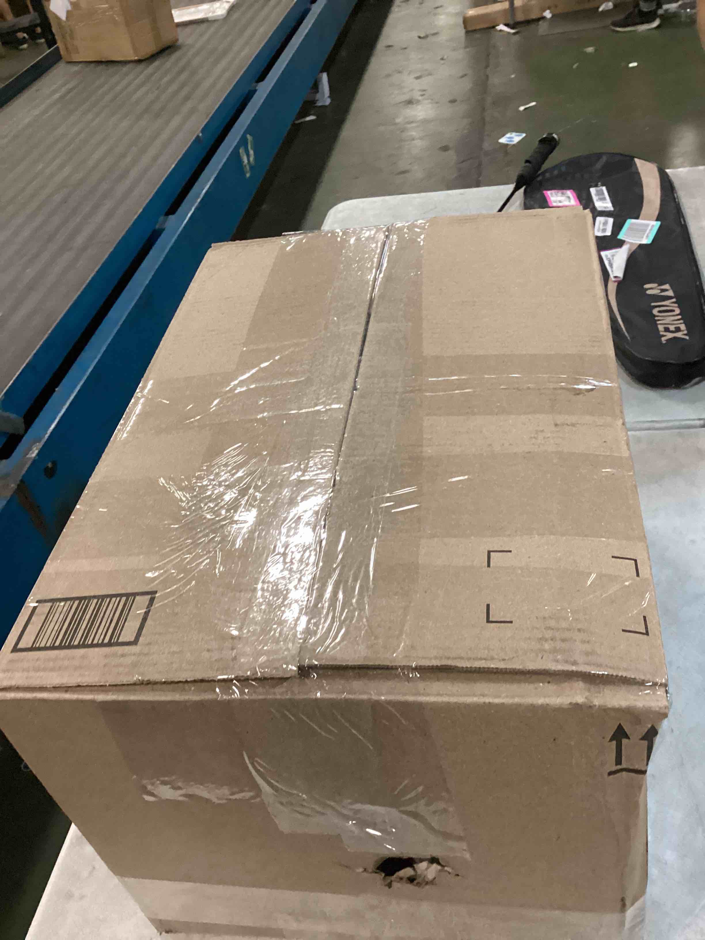 https://s3.amazonaws.com/lotting-images-prod/bidfta/BRN0283745_1727379410408.jpeg