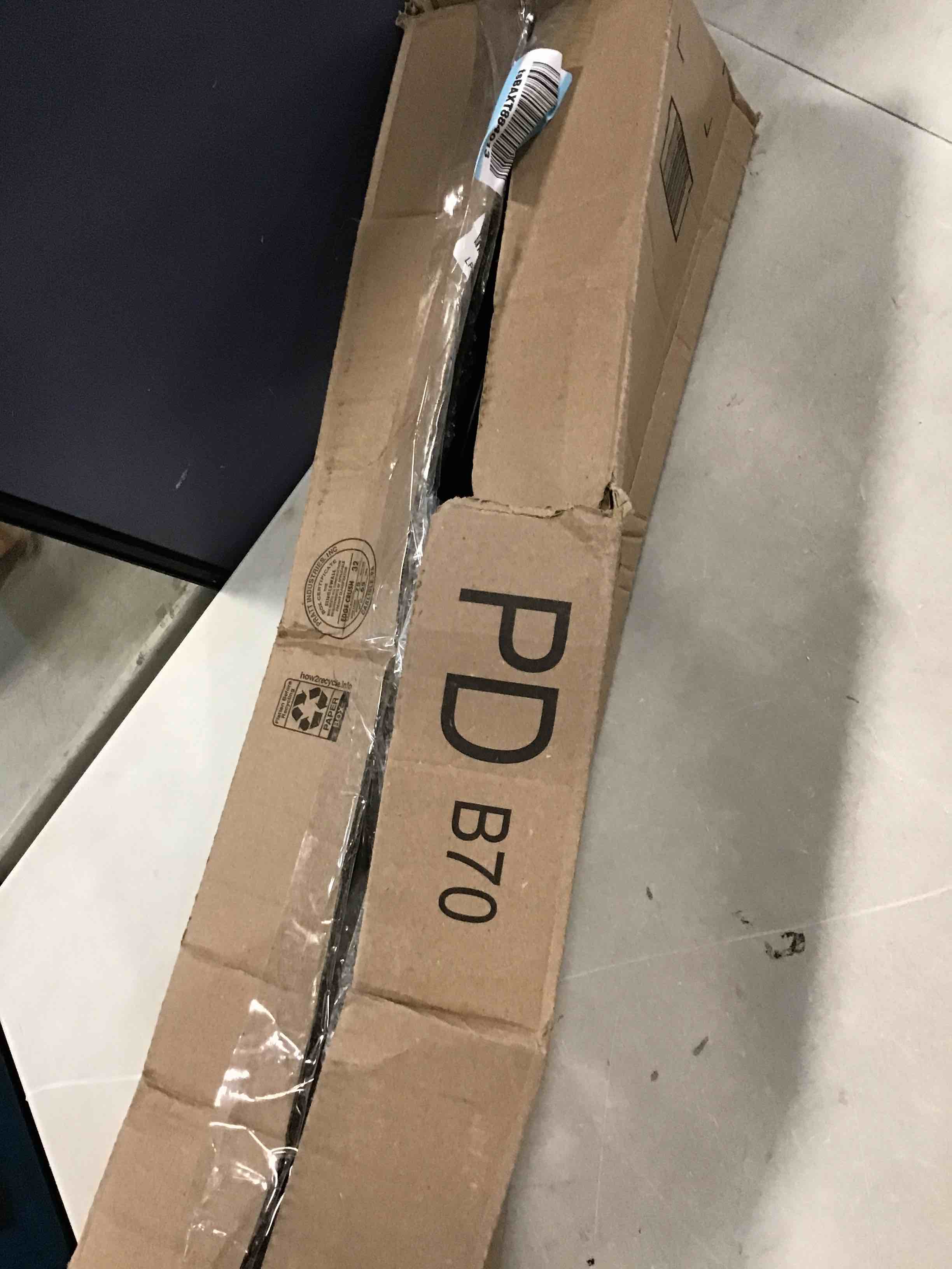 https://s3.amazonaws.com/lotting-images-prod/bidfta/BRN0285549_1727103402593.jpeg