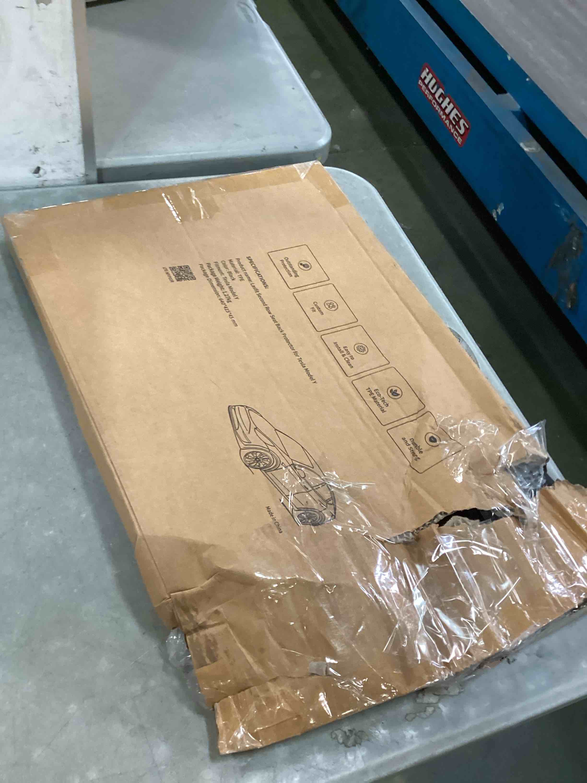 https://s3.amazonaws.com/lotting-images-prod/bidfta/BRN0286527_1728066438710.jpeg