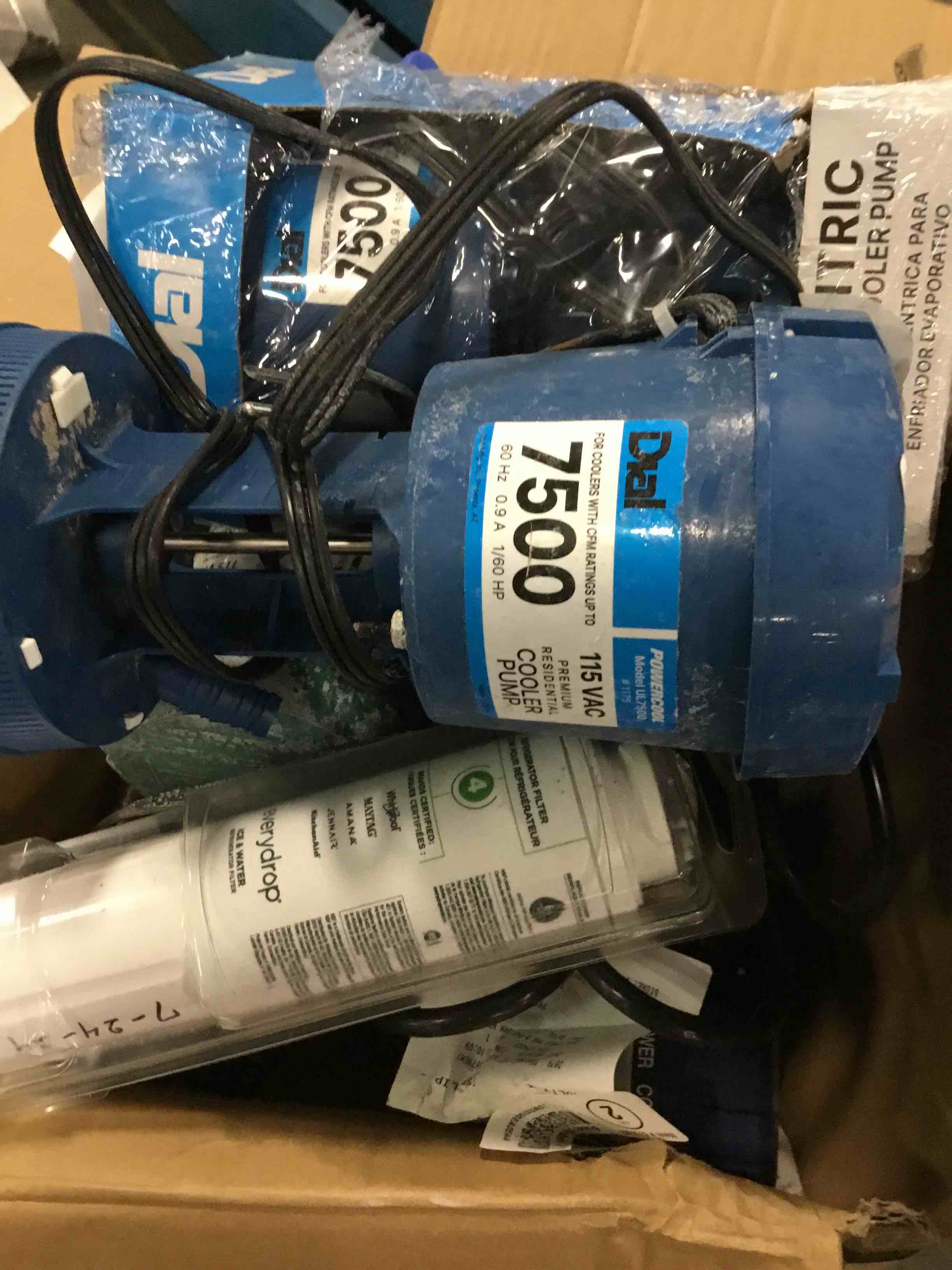 Assorted of Products for the Maintenance or Decoration of the Home (it can include a variety of sizes and models)