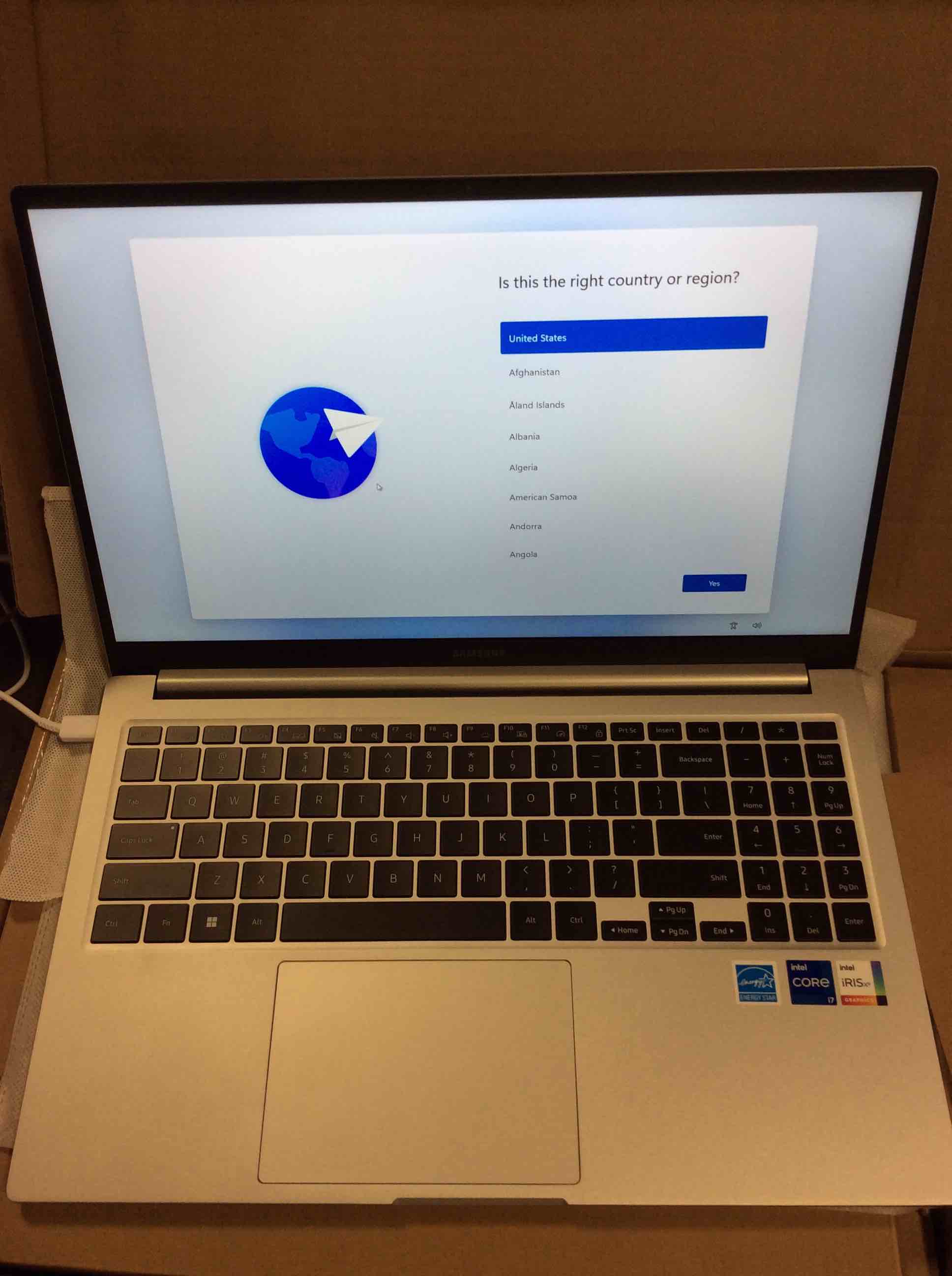 SAMSUNG 15.6” Galaxy Book3 Laptop PC Computer, 13th Gen Intel Core i7-1355U Processor / 16 GB / 512GB, Thin and Light, FHD Screen, Fingerprint Reader, HD Webcam, 2023 Model, NP750XFG-KB2US, Silver