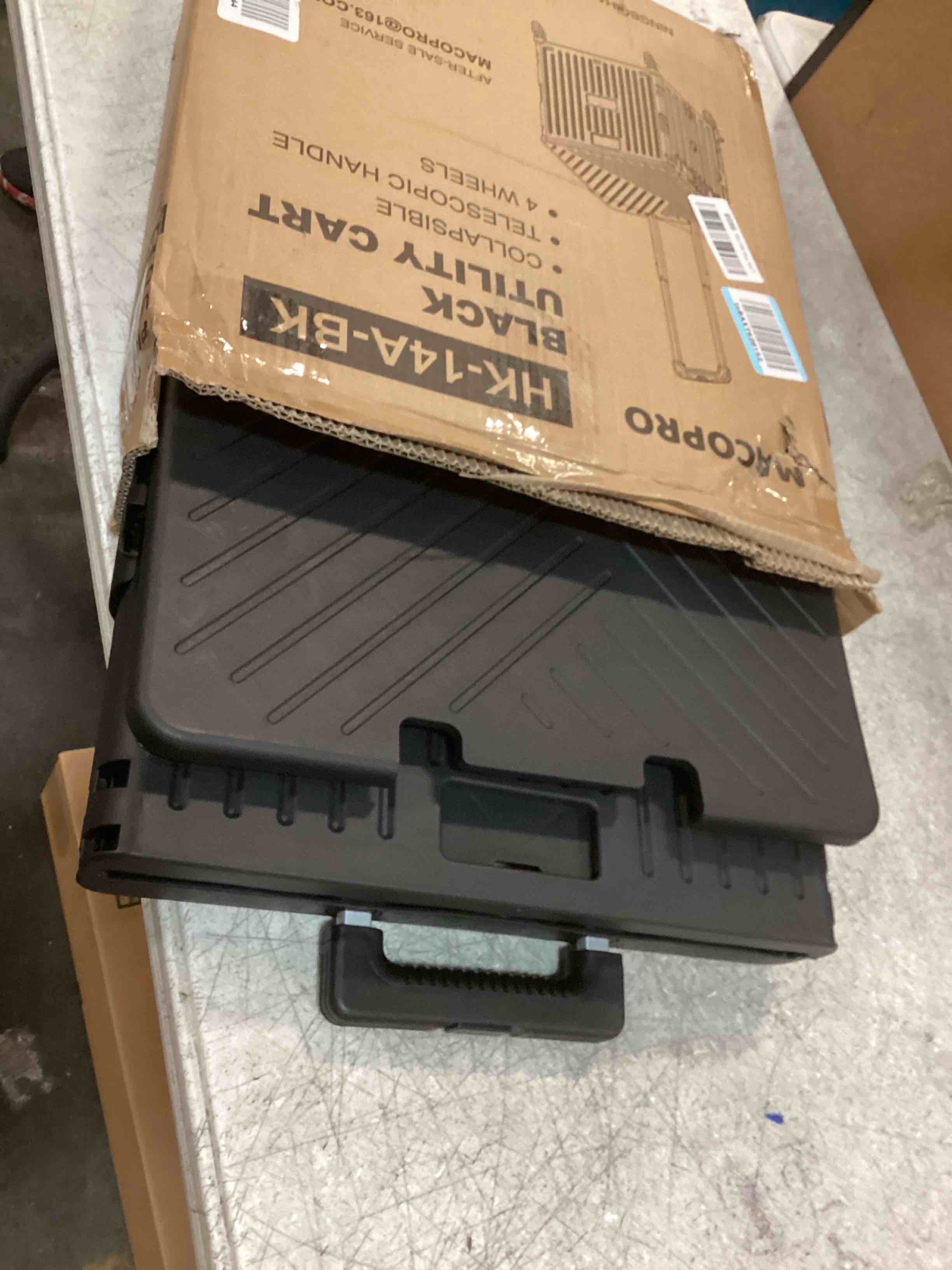 https://s3.amazonaws.com/lotting-images-prod/bidfta/BRN0290264_1727530698644.jpeg