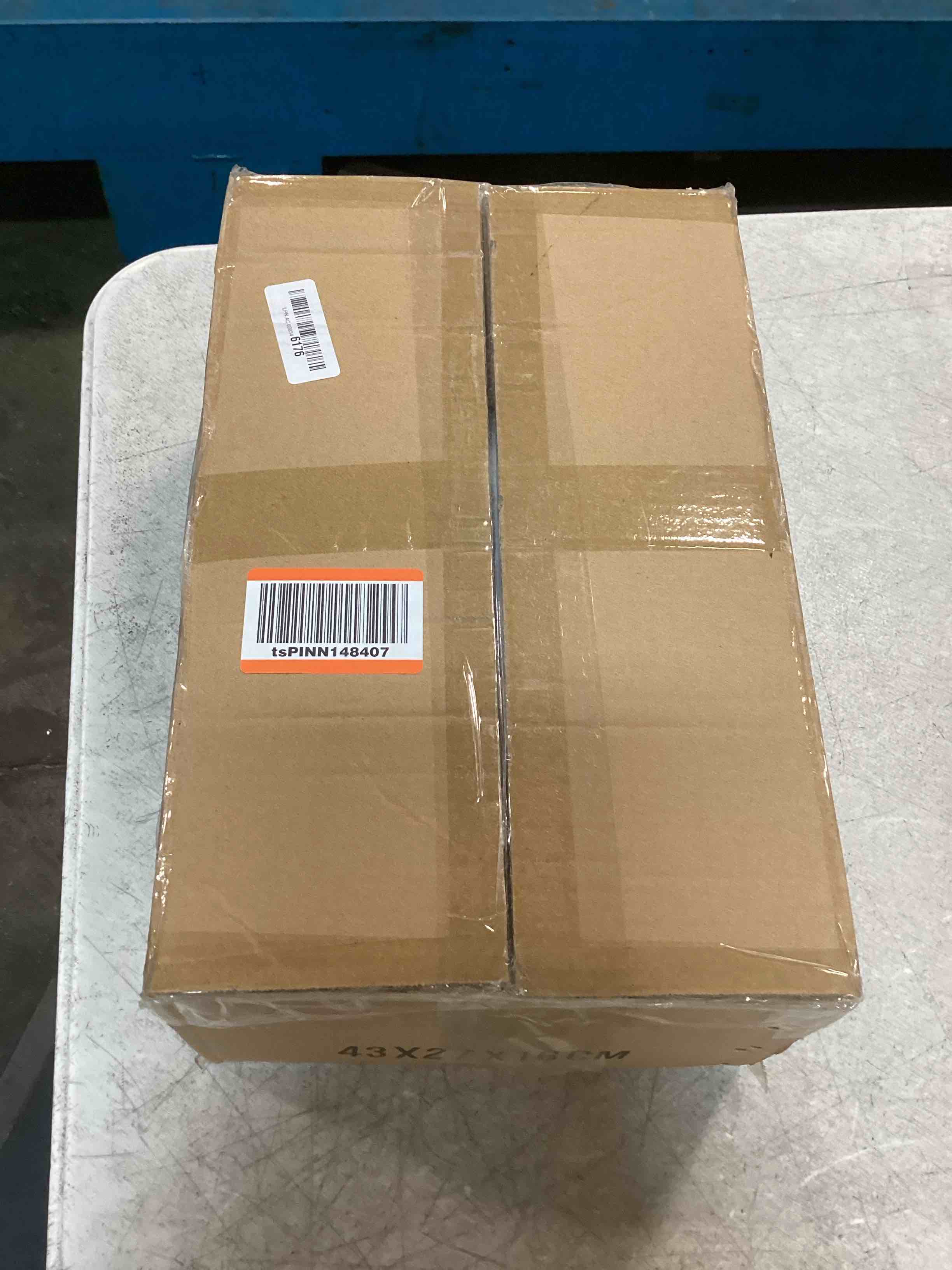 https://s3.amazonaws.com/lotting-images-prod/bidfta/BRN0290649_1727389419635.jpeg