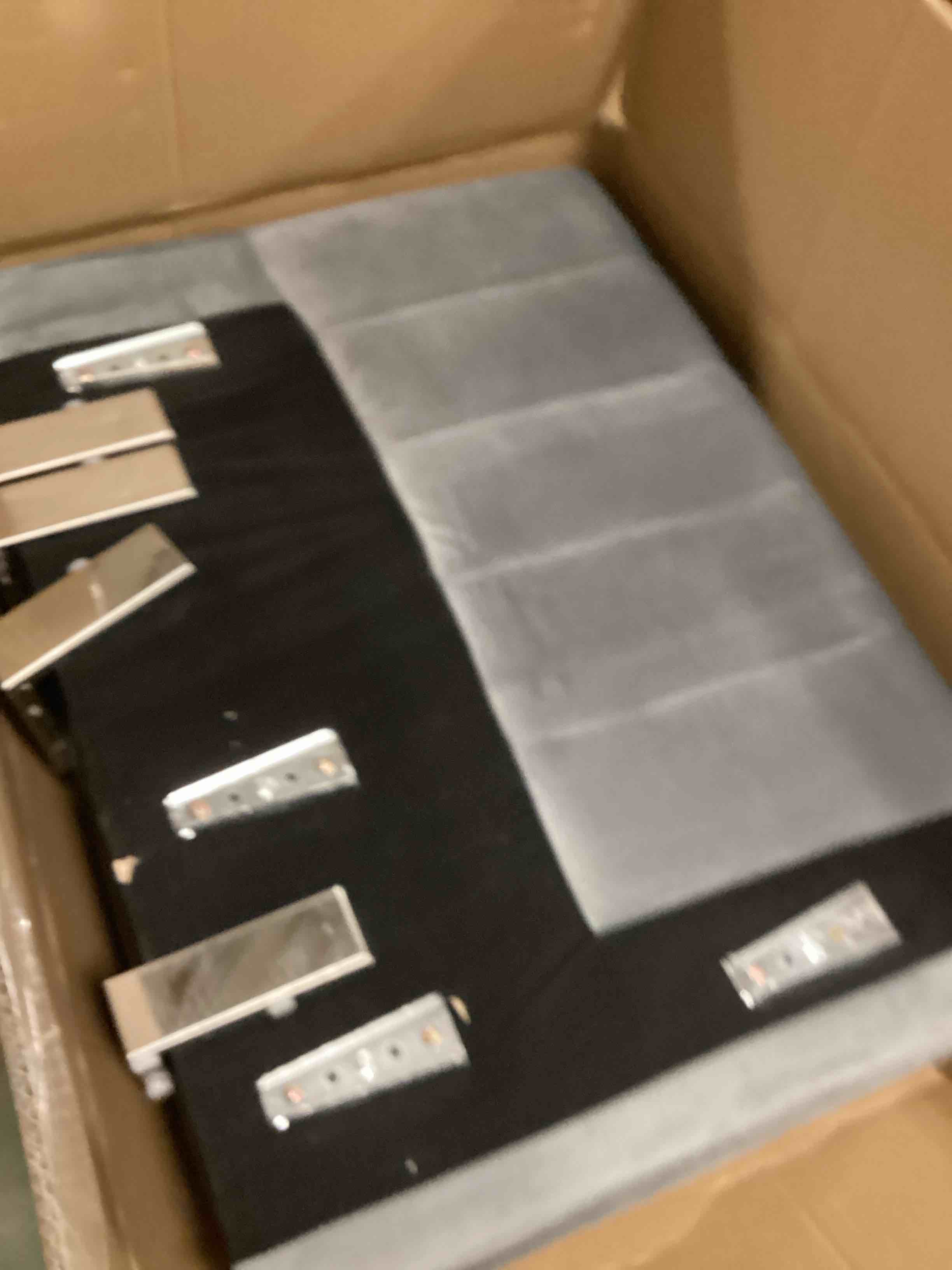 (incomplete only Arms) 87'' Velvet Square Arm Sofa