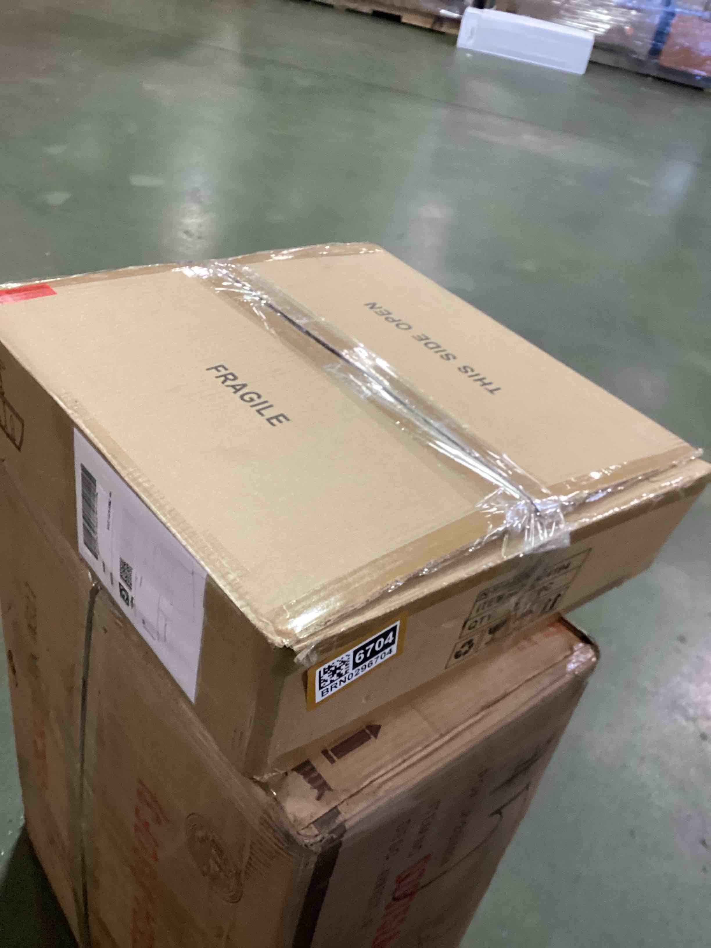 https://s3.amazonaws.com/lotting-images-prod/bidfta/BRN0296704_1732050242190.jpeg