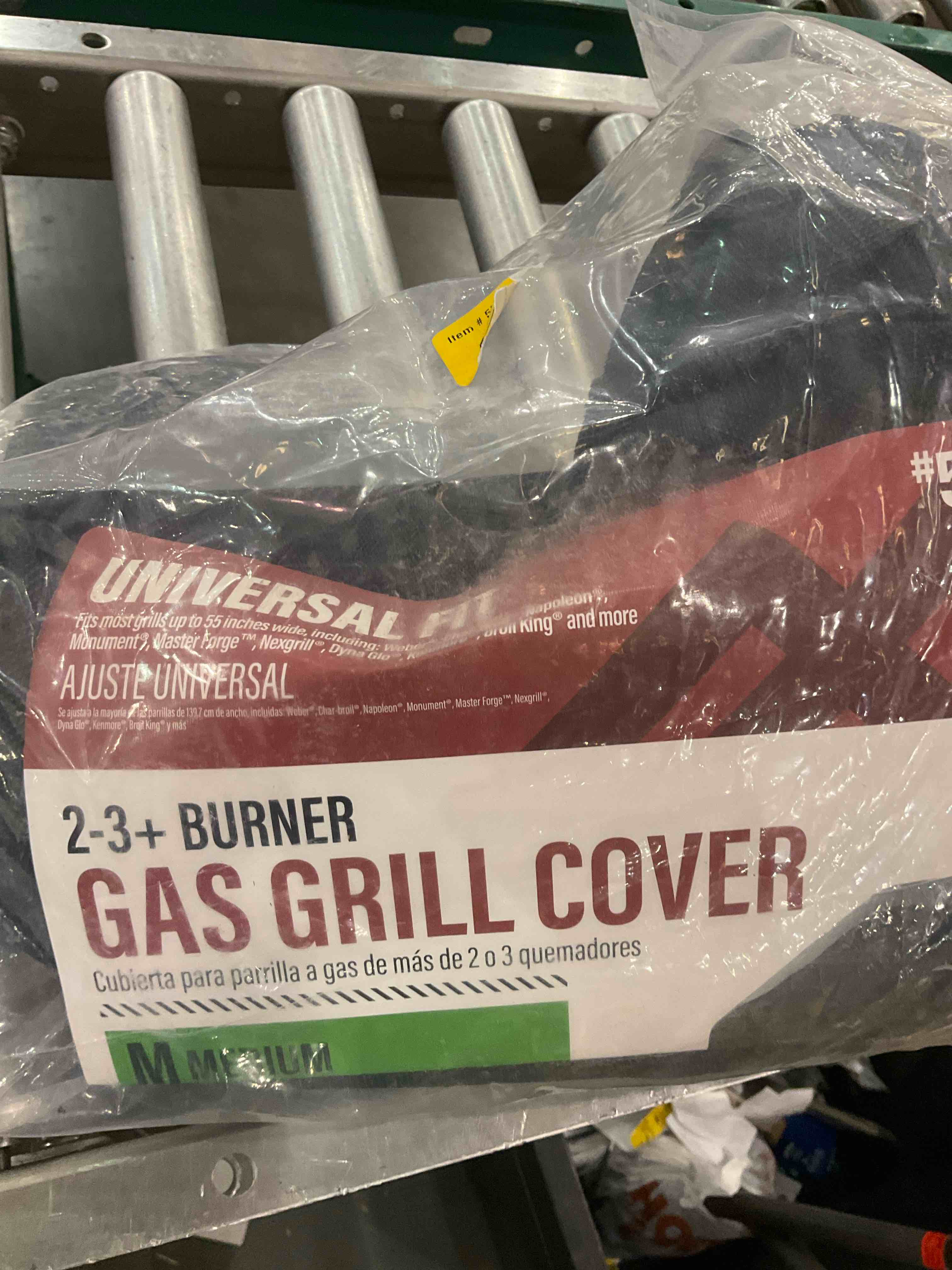 Amazon Basics Gas Grill Barbecue Cover, 60 inch, Medium, Black