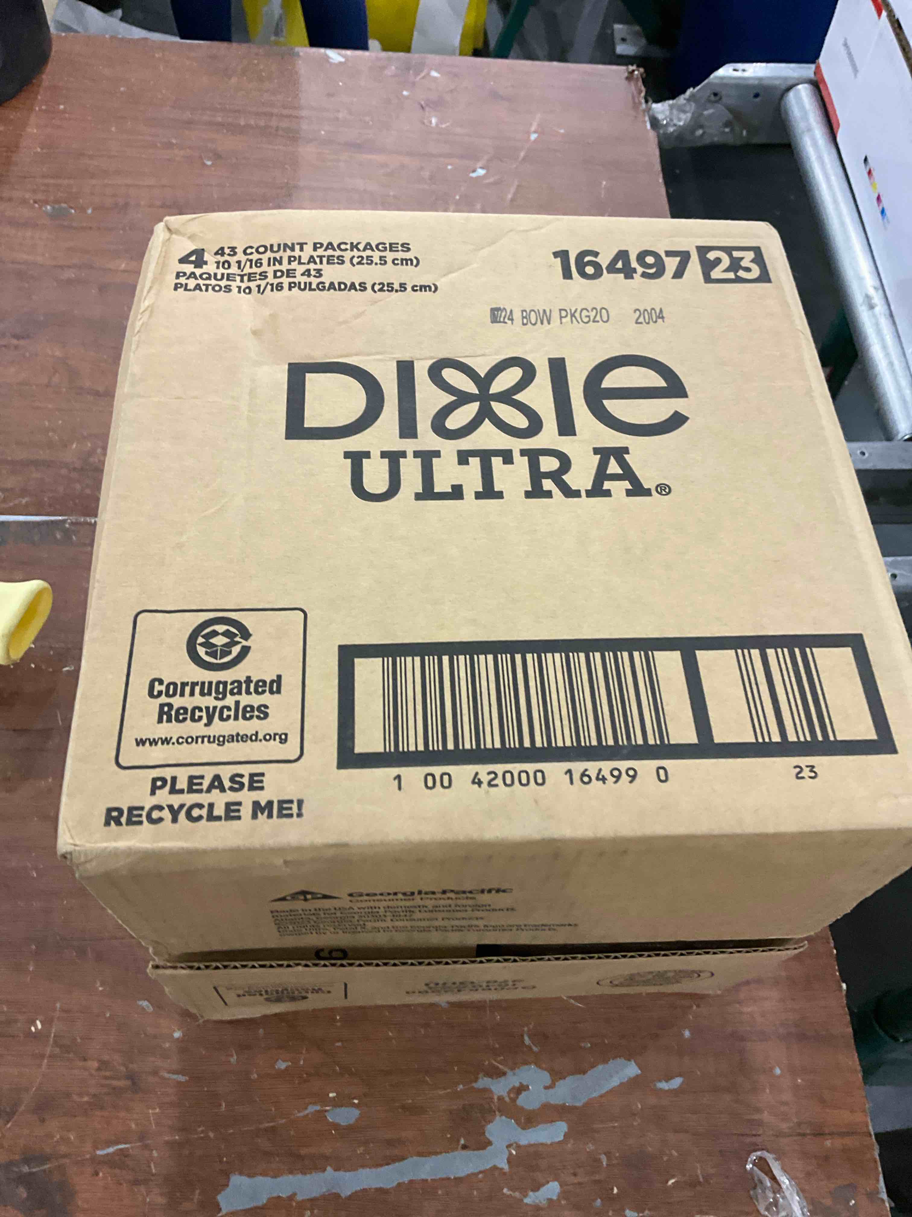 Dixie Ultra 43 plates per pack total of 4 packs
