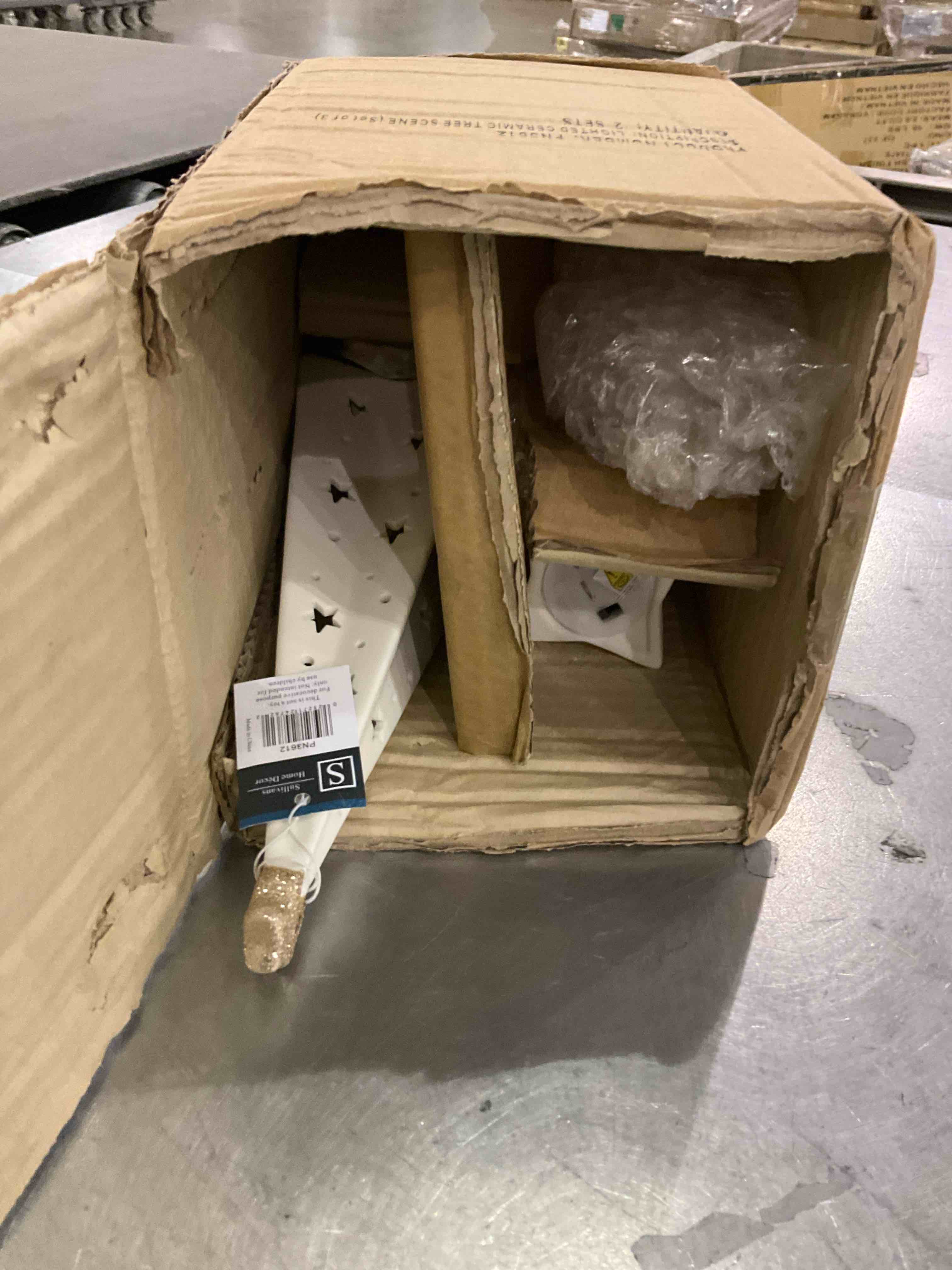 https://s3.amazonaws.com/lotting-images-prod/bidfta/BRN0306258_1733495620672.jpeg