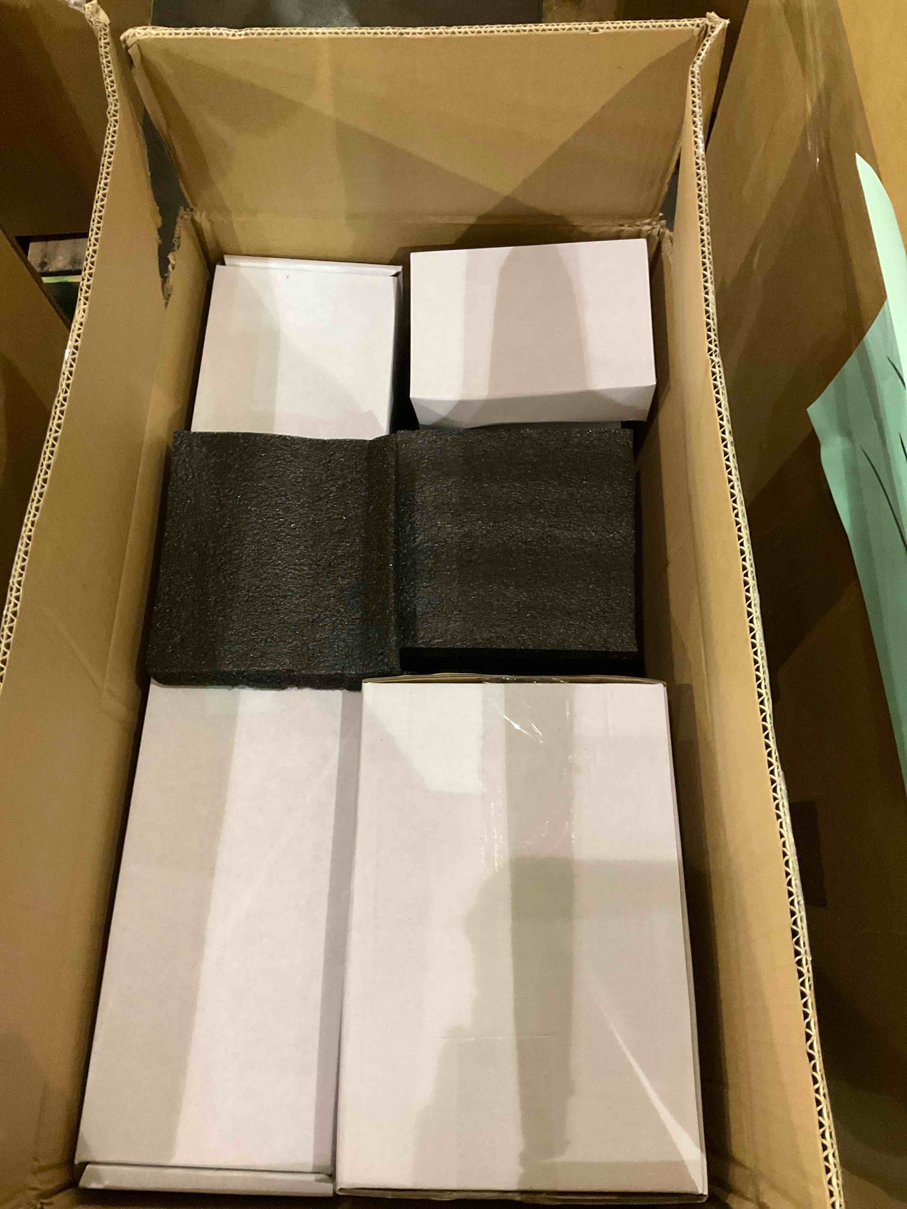 https://s3.amazonaws.com/lotting-images-prod/bidfta/BRN0308418_1730898614104.jpeg
