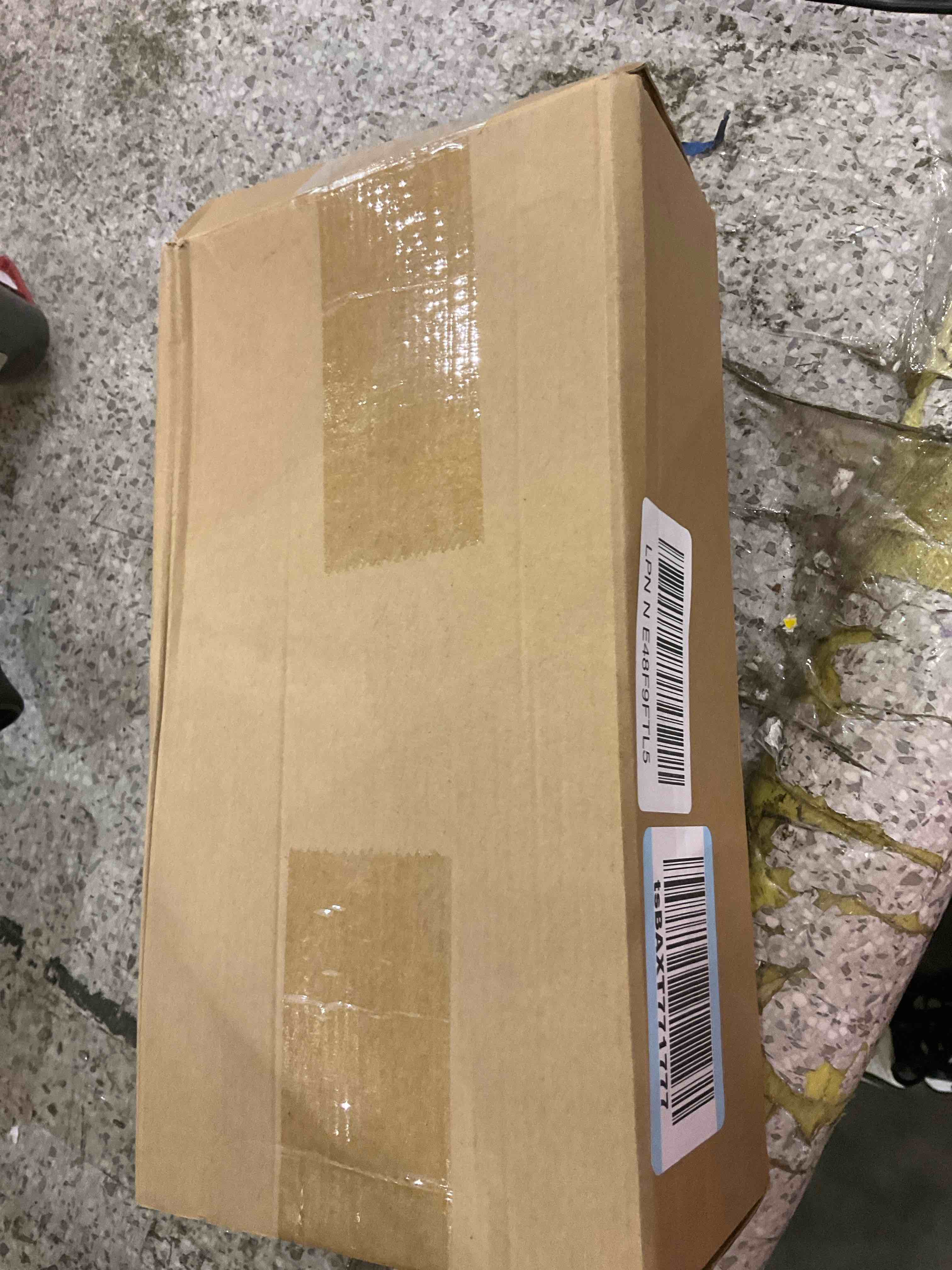 https://s3.amazonaws.com/lotting-images-prod/bidfta/BRN0309957_1727357655087.jpeg