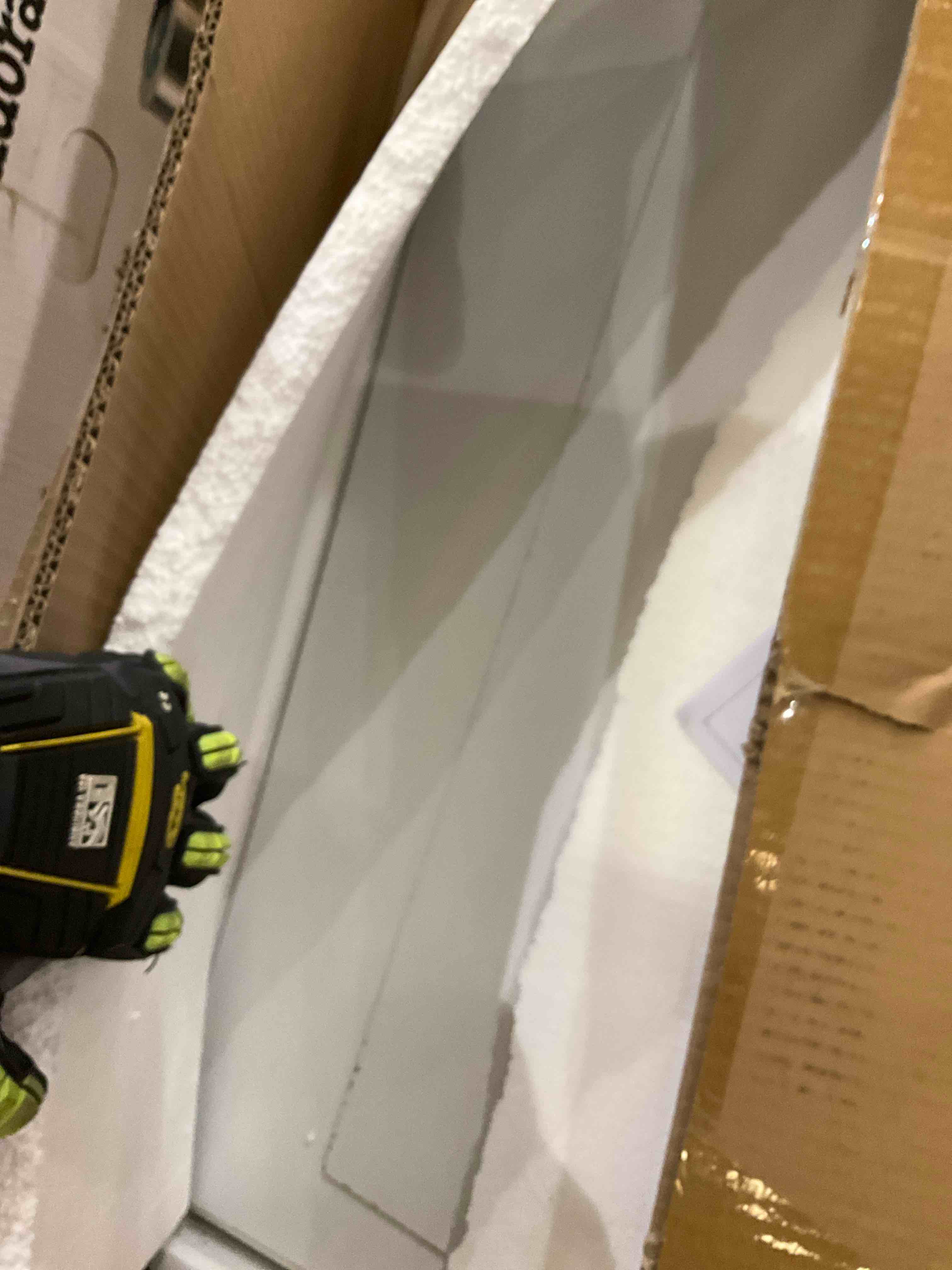 https://s3.amazonaws.com/lotting-images-prod/bidfta/BRN0310548_1737131214280.jpeg