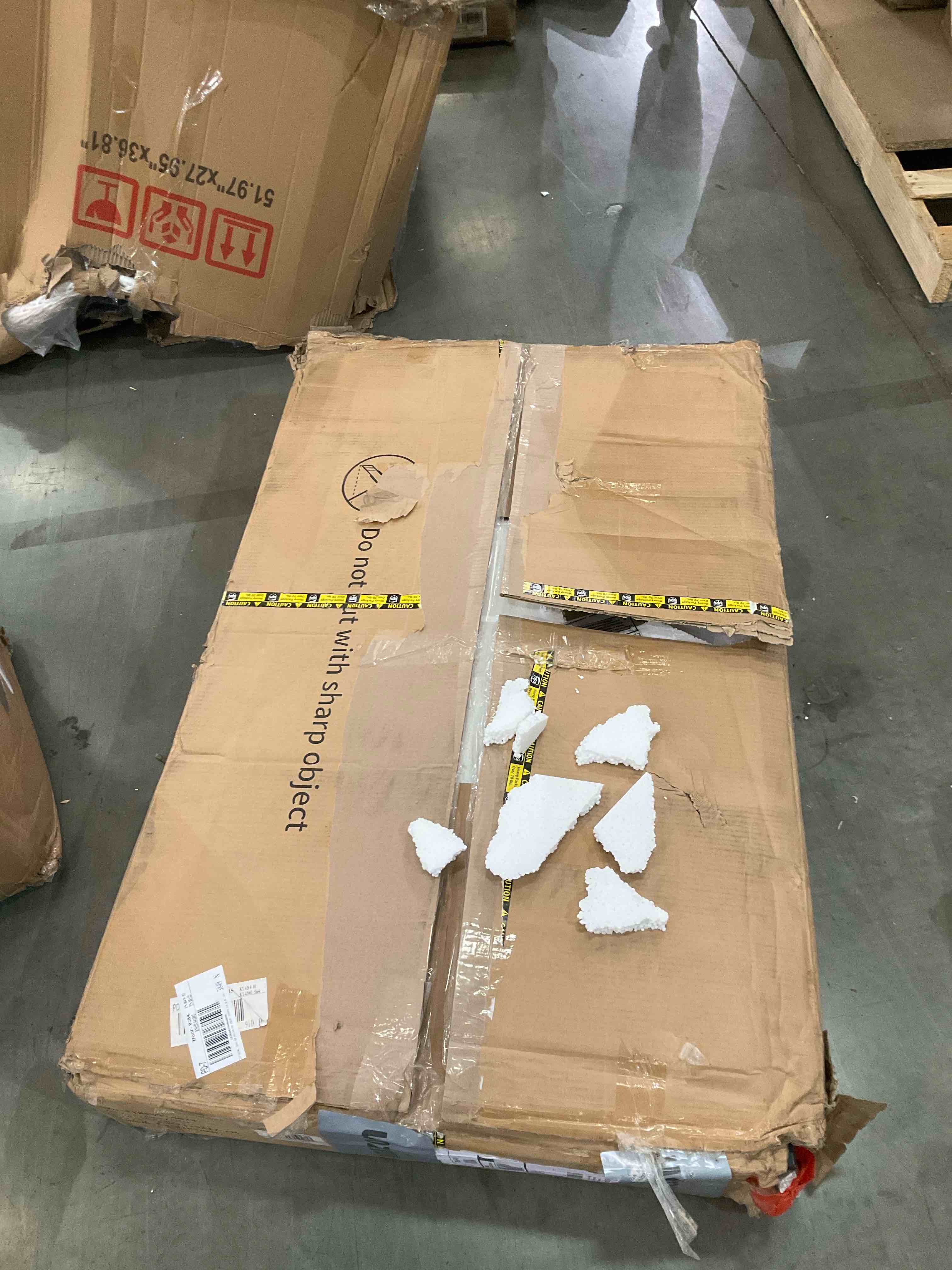 https://s3.amazonaws.com/lotting-images-prod/bidfta/BRN0310612_1736954305842.jpeg