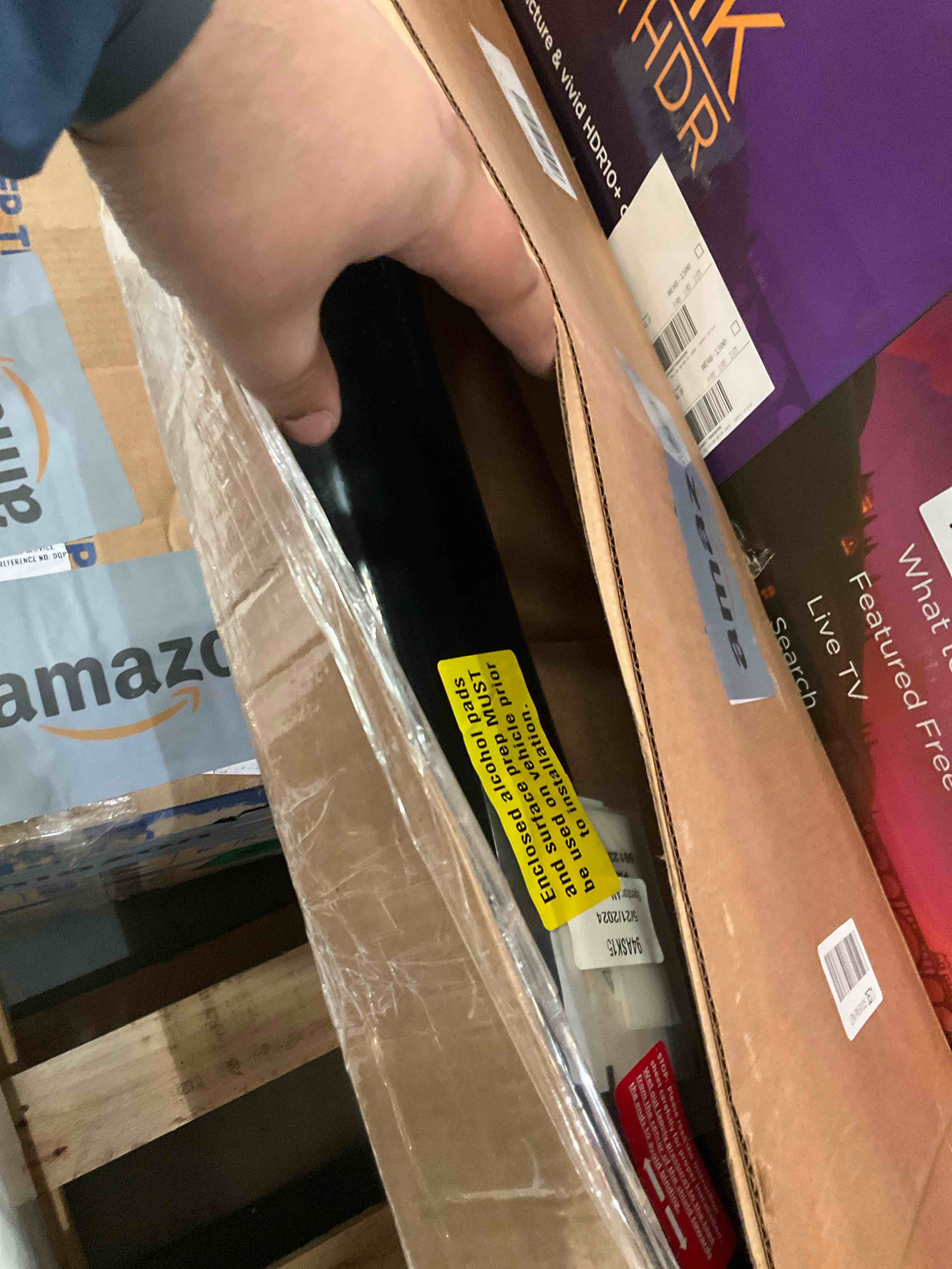https://s3.amazonaws.com/lotting-images-prod/bidfta/BRN0310763_1736877440630.jpeg