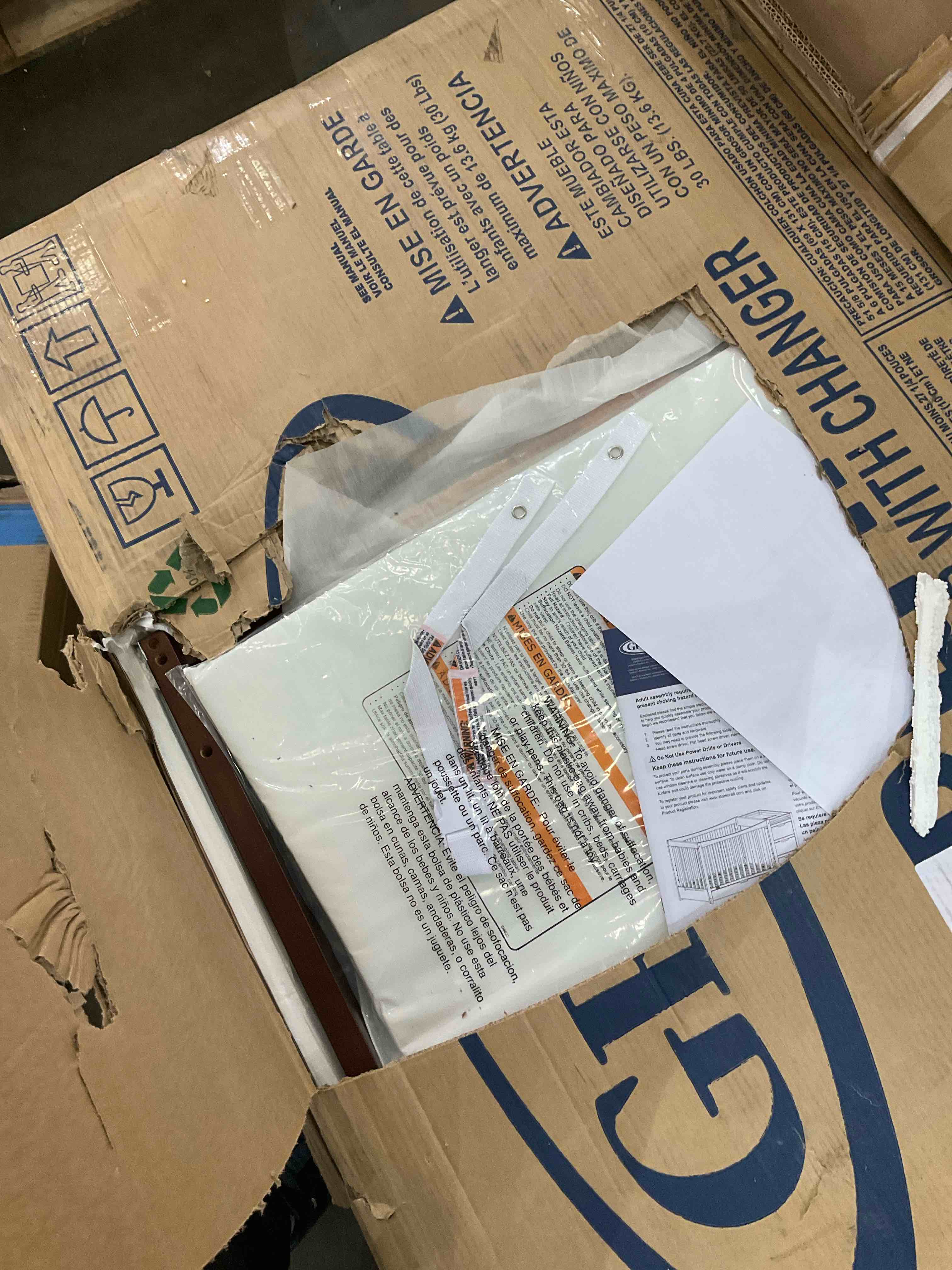 https://s3.amazonaws.com/lotting-images-prod/bidfta/BRN0310943_1736778673031.jpeg