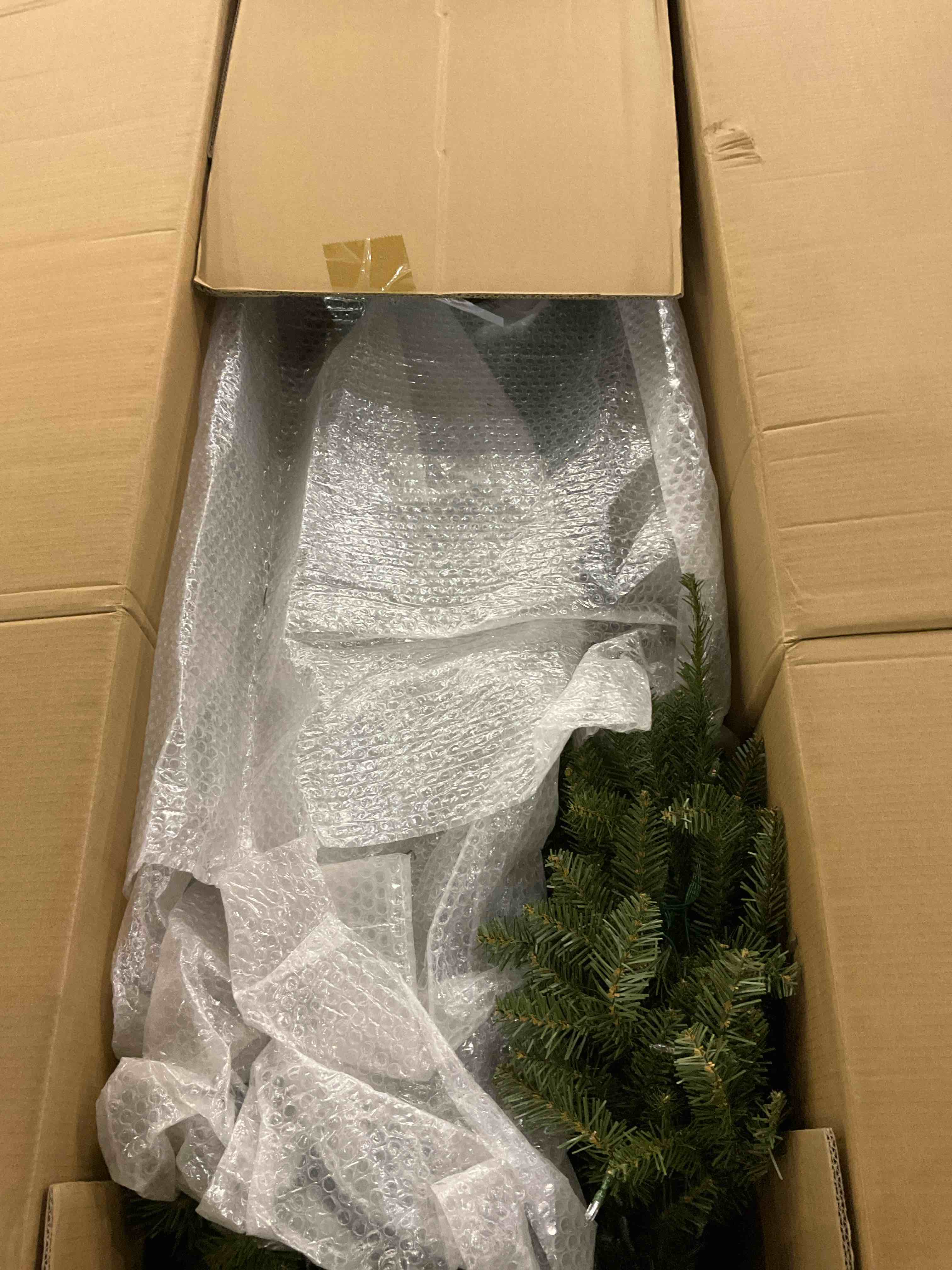 https://s3.amazonaws.com/lotting-images-prod/bidfta/BRN0310969_1736772582447.jpeg