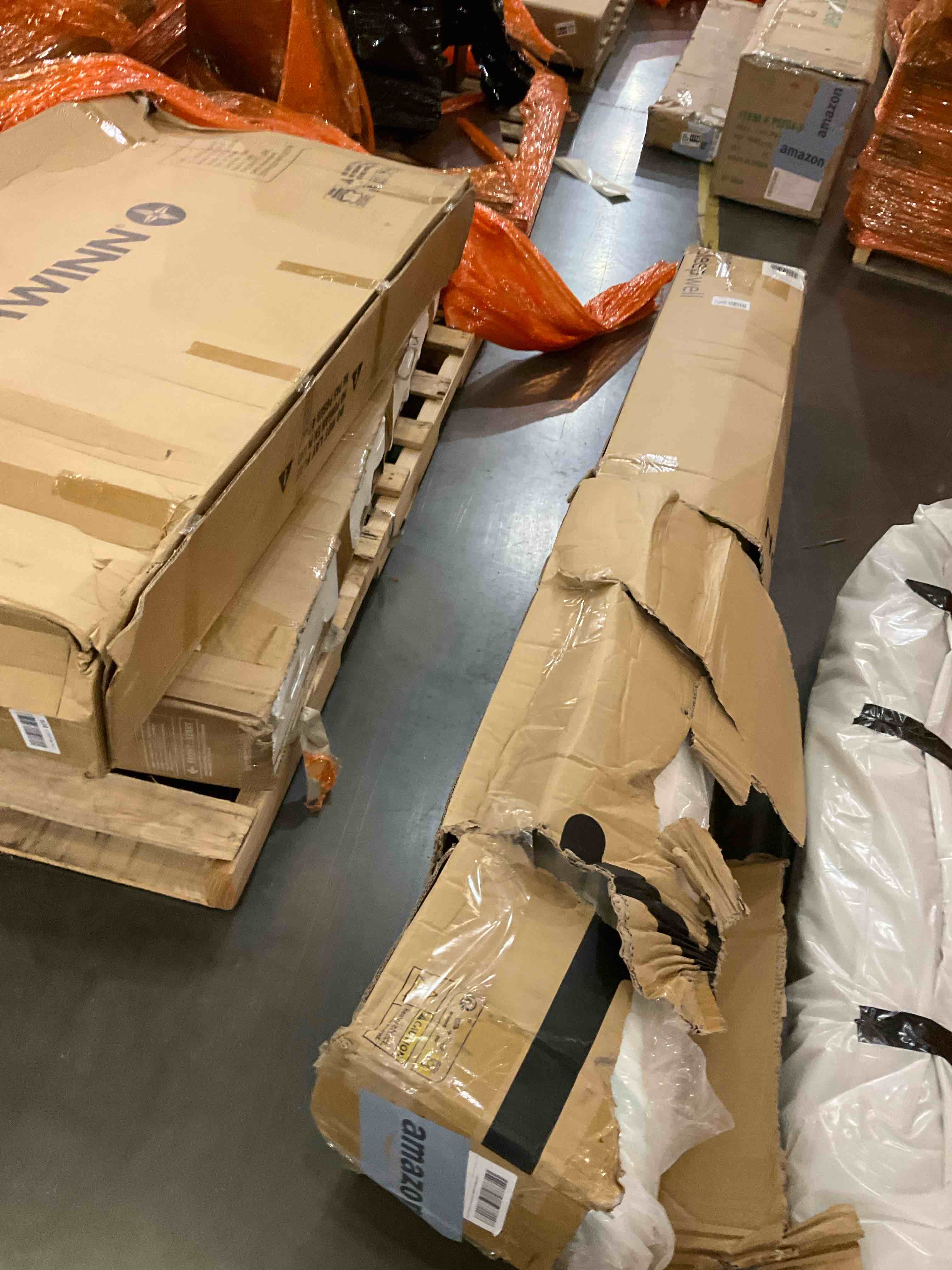https://s3.amazonaws.com/lotting-images-prod/bidfta/BRN0311113_1736452538827.jpeg