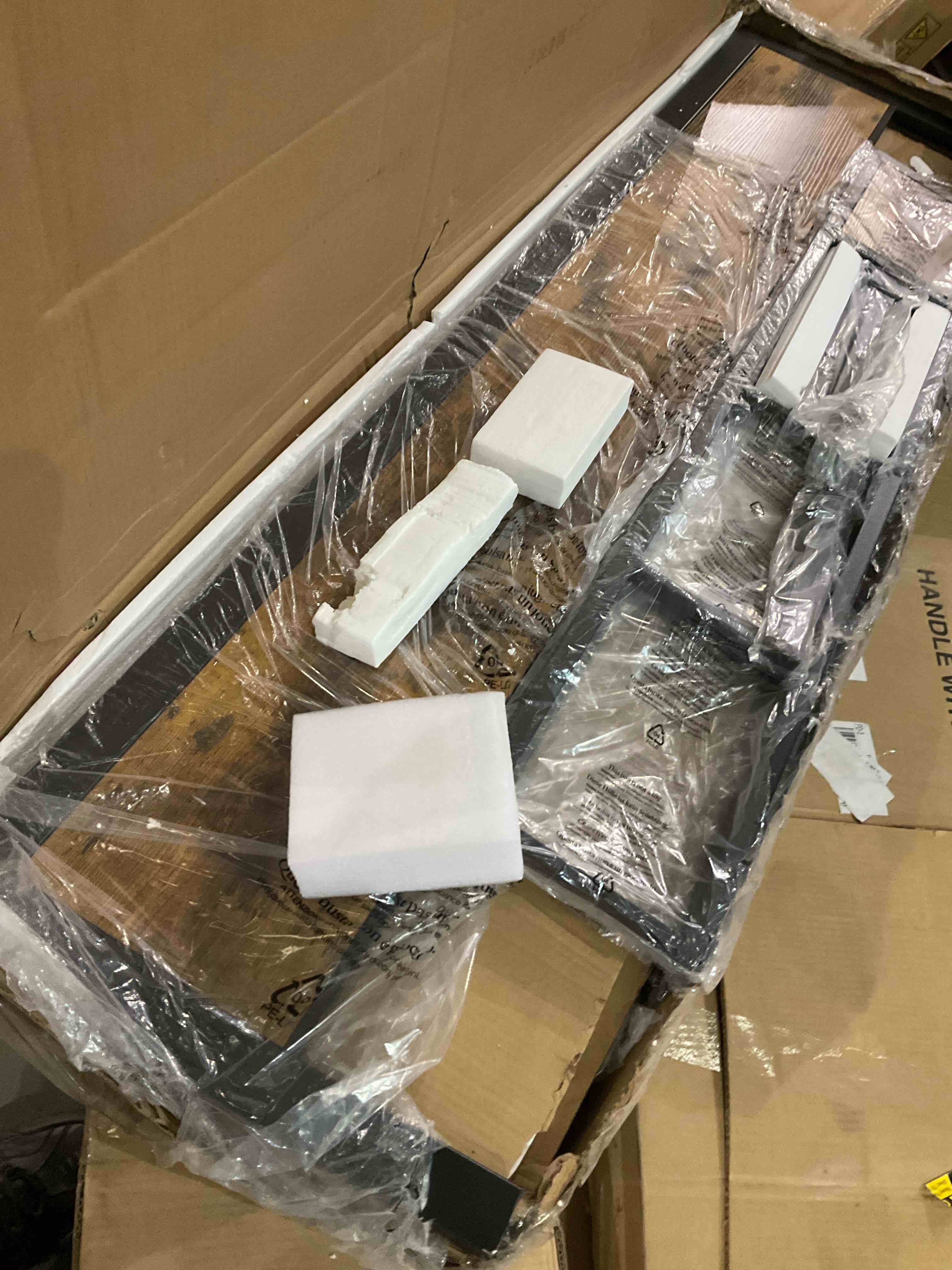 https://s3.amazonaws.com/lotting-images-prod/bidfta/BRN0311646_1736262909584.jpeg