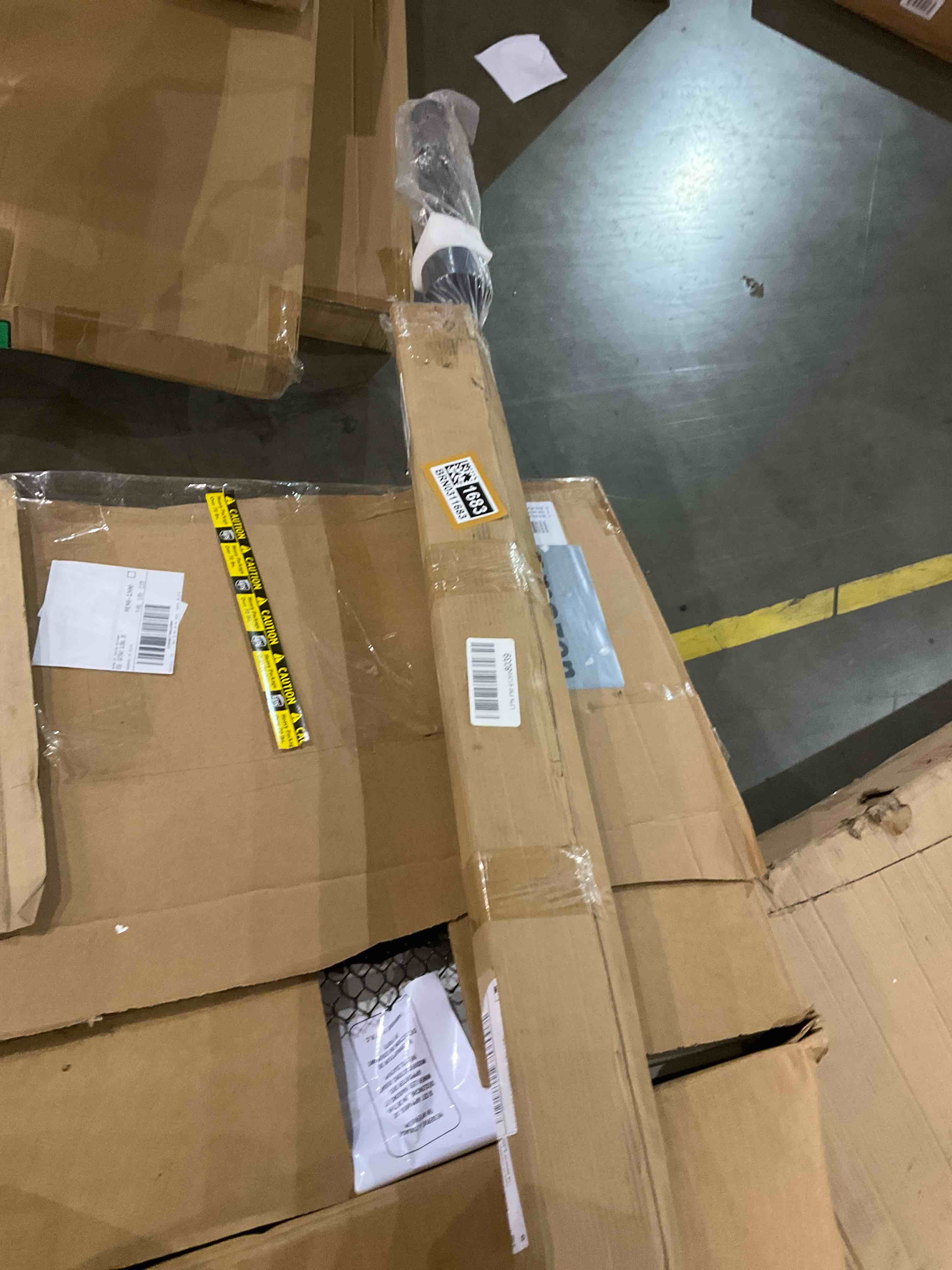https://s3.amazonaws.com/lotting-images-prod/bidfta/BRN0311683_1736255154657.jpeg