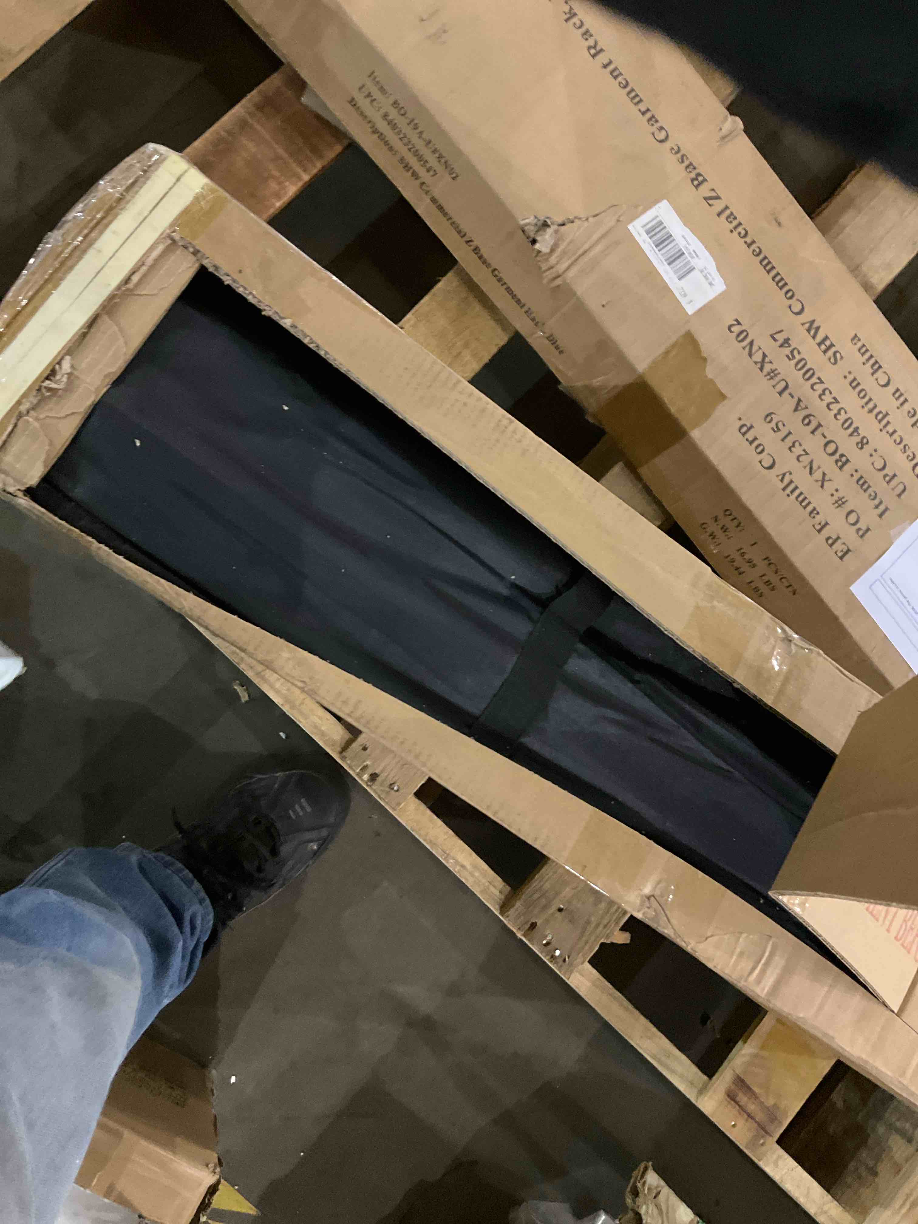 https://s3.amazonaws.com/lotting-images-prod/bidfta/BRN0311686_1736254487171.jpeg