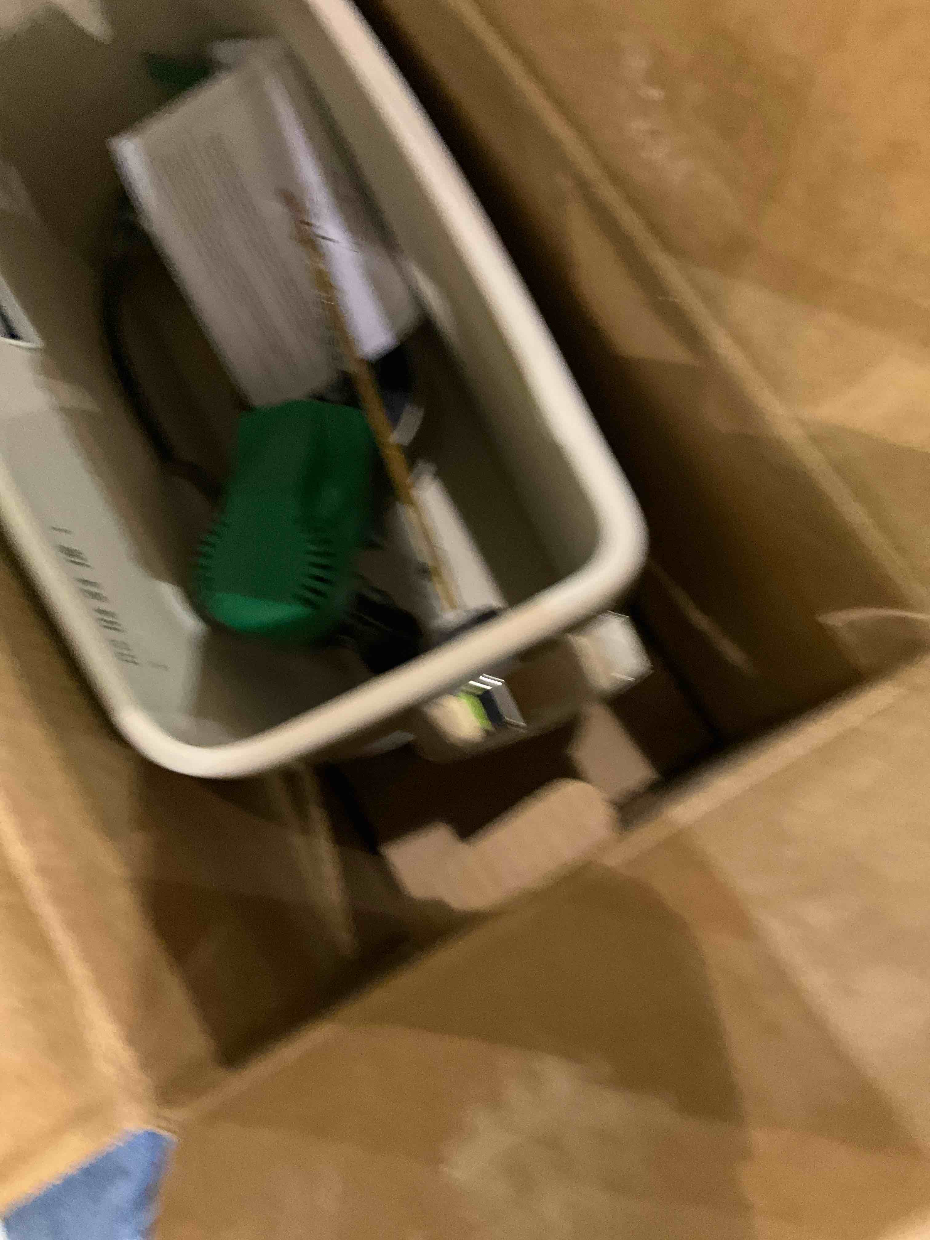 https://s3.amazonaws.com/lotting-images-prod/bidfta/BRN0312709_1732027380347.jpeg