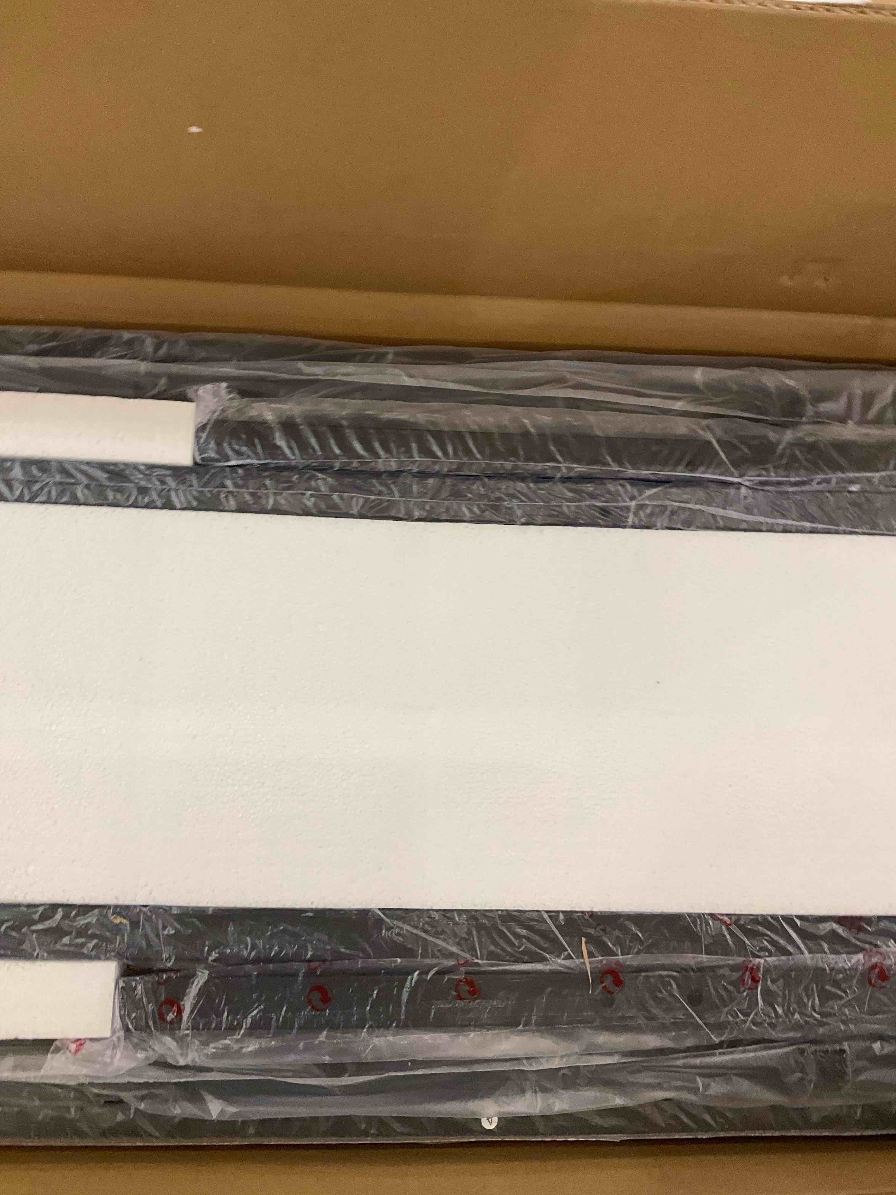 https://s3.amazonaws.com/lotting-images-prod/bidfta/BRN0313760_1730919915178.jpeg