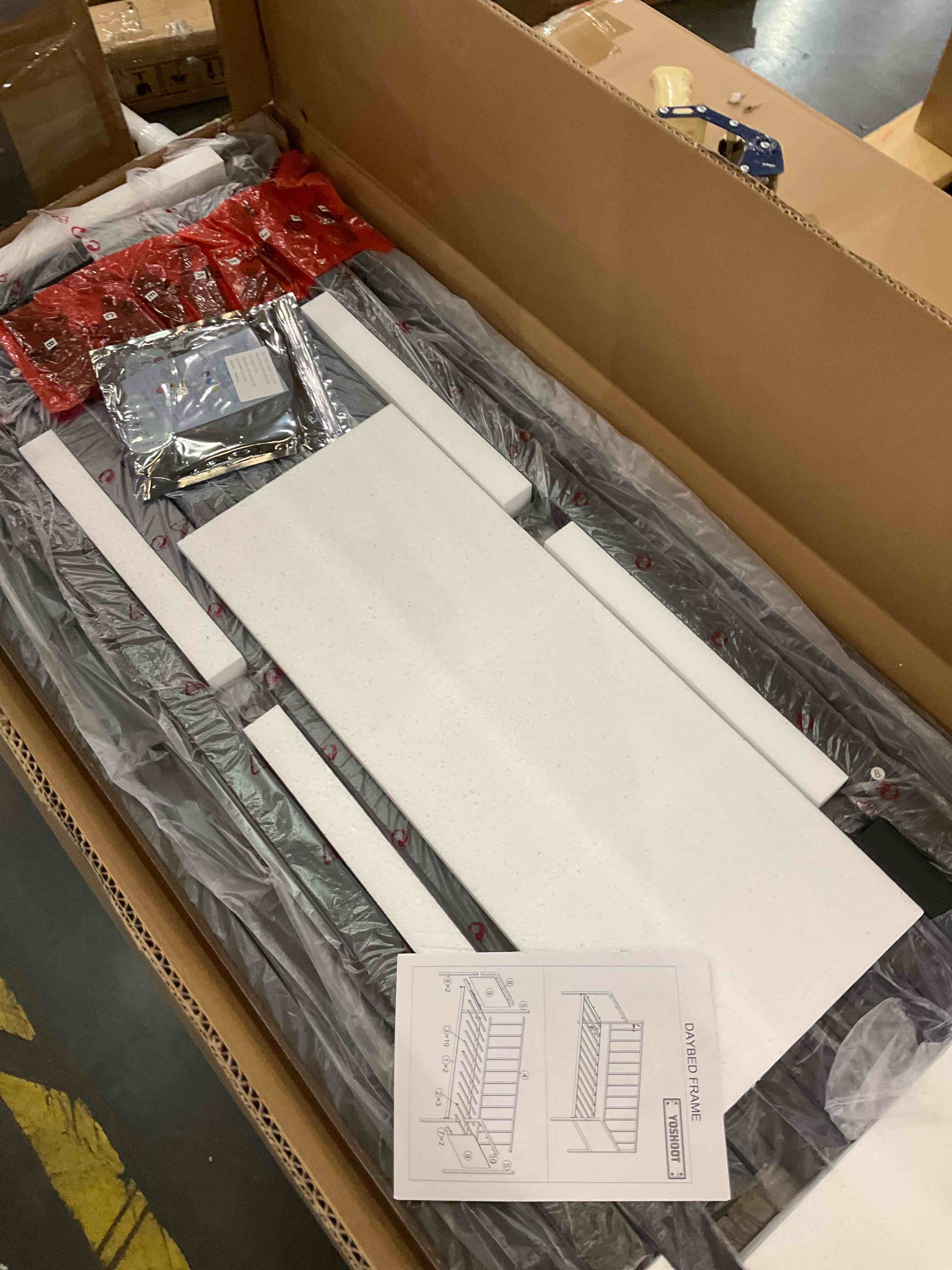 https://s3.amazonaws.com/lotting-images-prod/bidfta/BRN0313760_1730919917470.jpeg