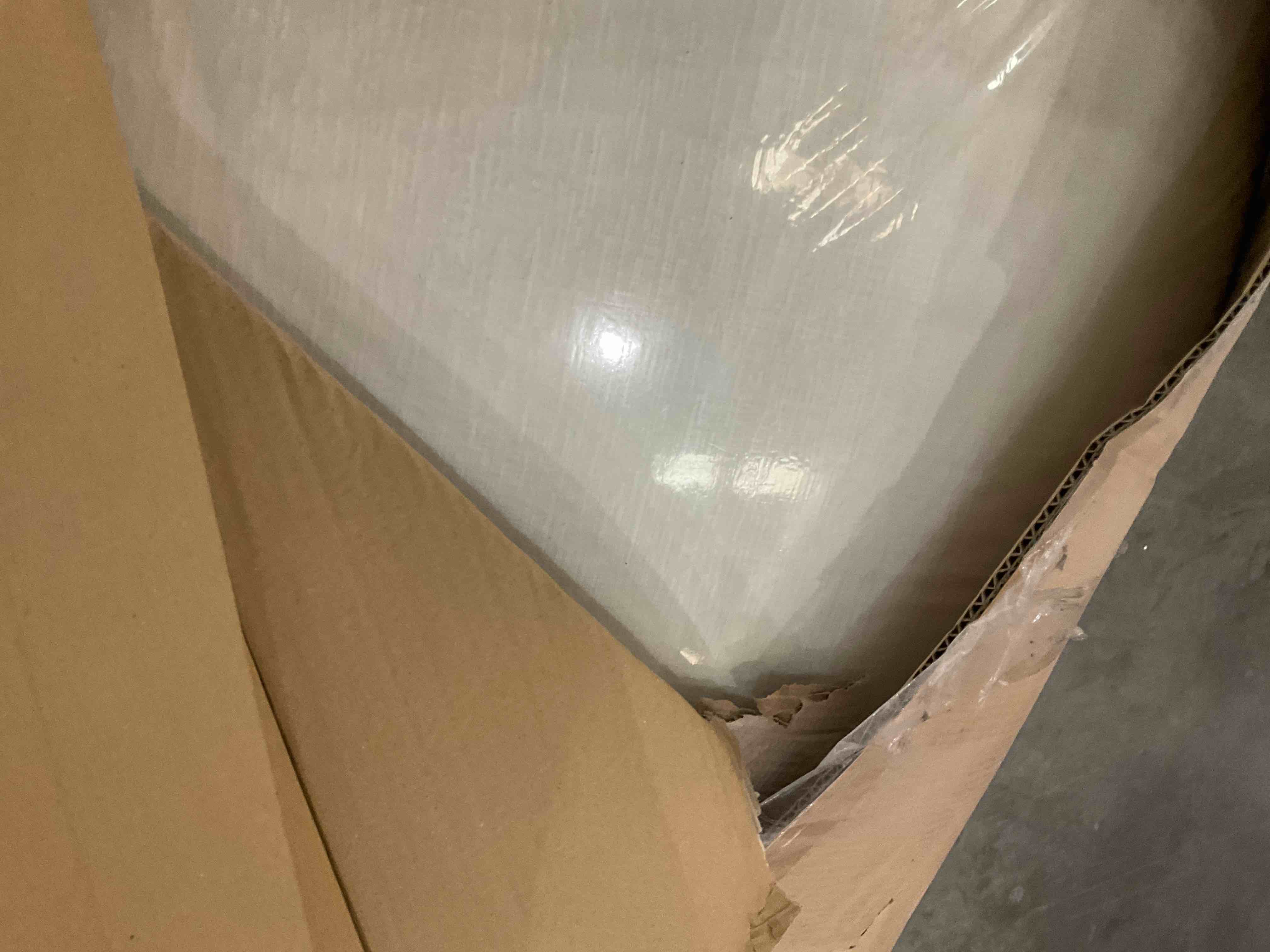 https://s3.amazonaws.com/lotting-images-prod/bidfta/BRN0313973_1730819387714.jpeg