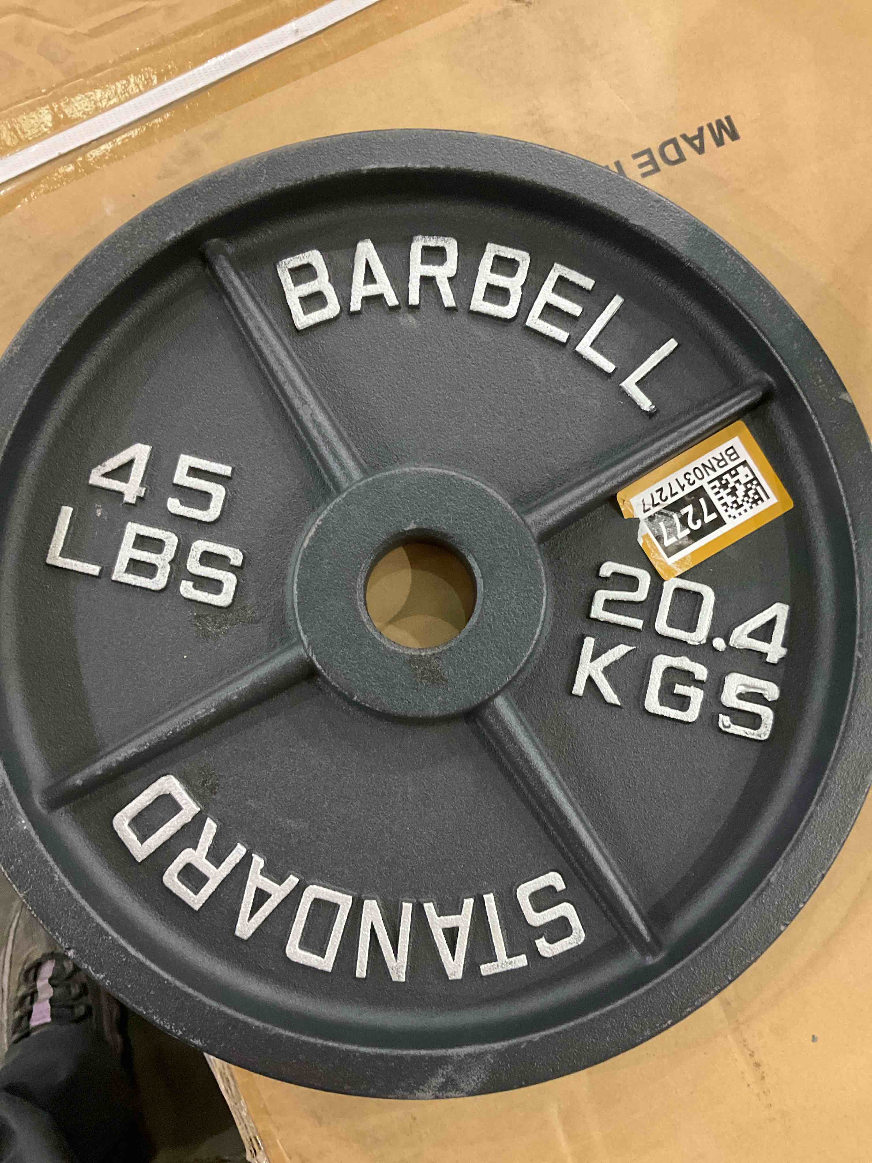 45lbs Weights 20.4 kgs 