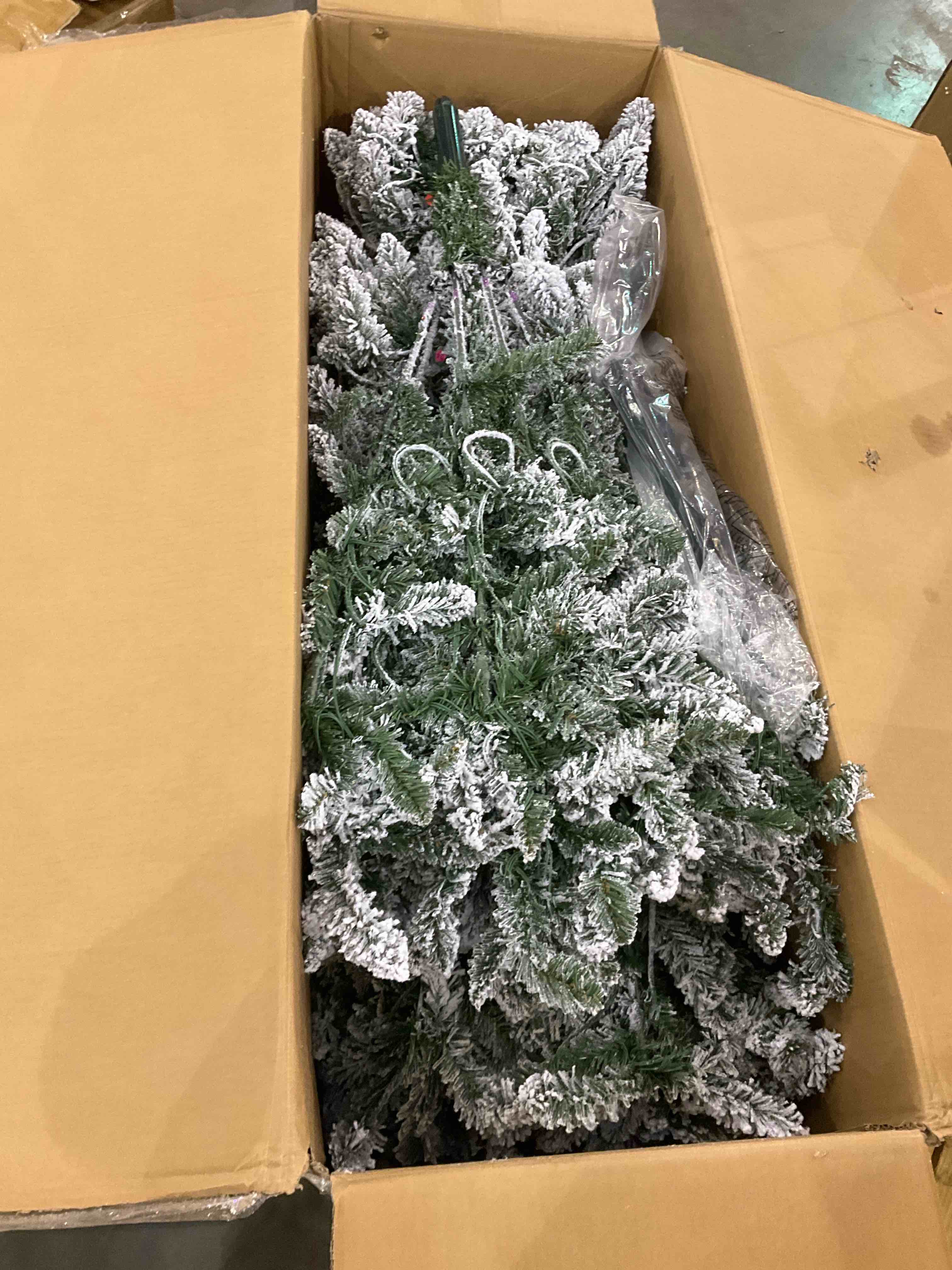 9ft Flocked Fir Artificial Christmas Tree with 650 Warm White Lights