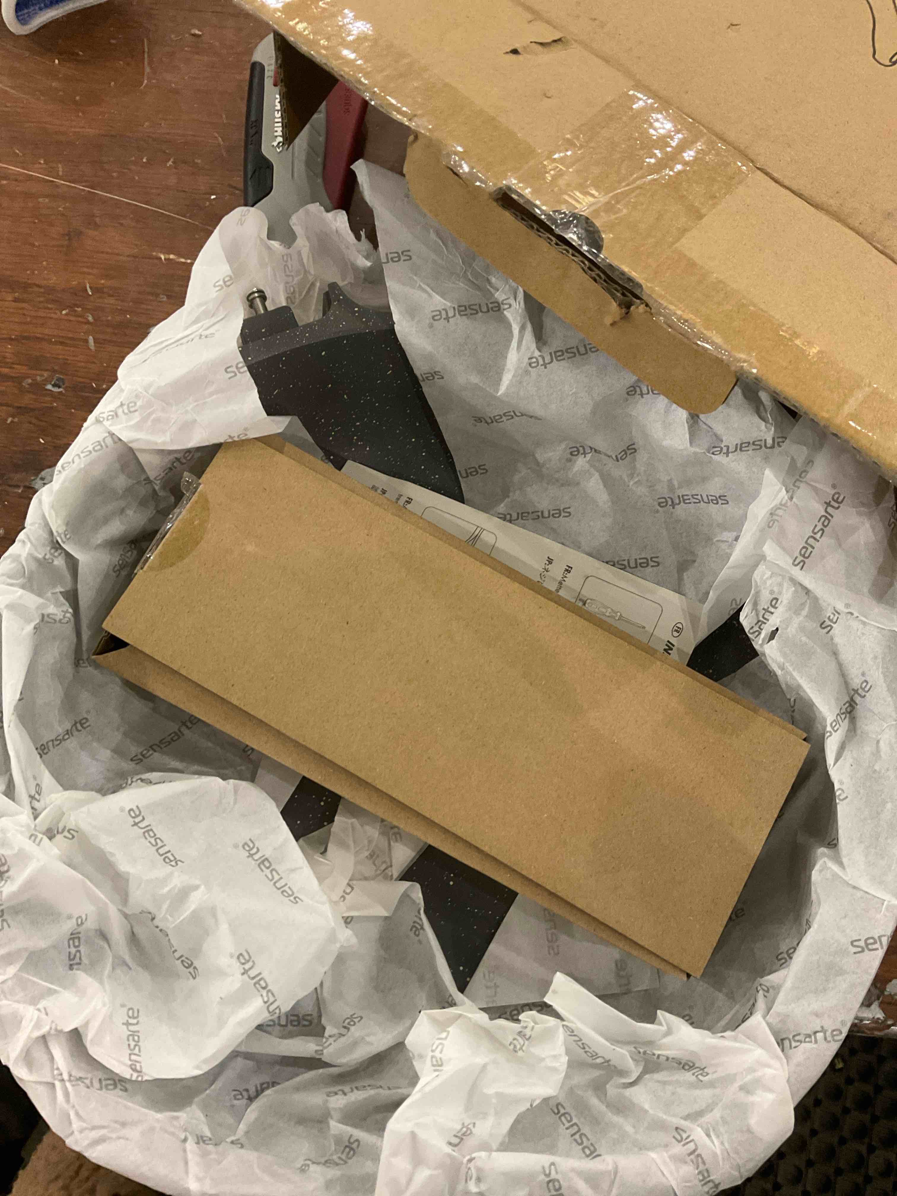 https://s3.amazonaws.com/lotting-images-prod/bidfta/BRN0318720_1736781574289.jpeg