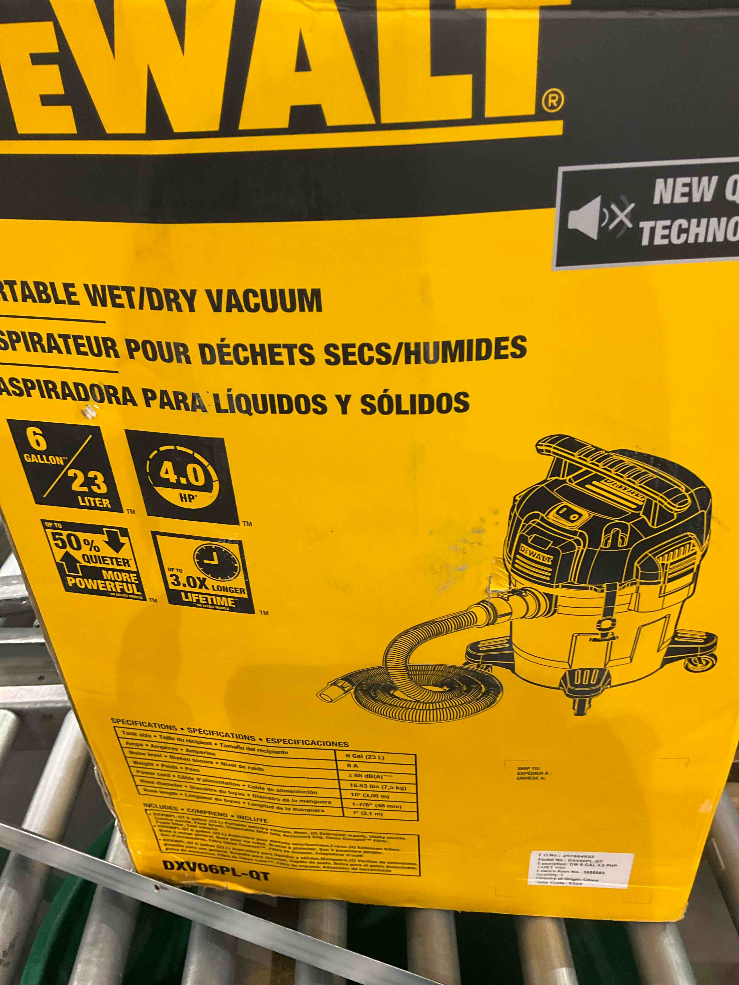 Portable wet/dry vaccum