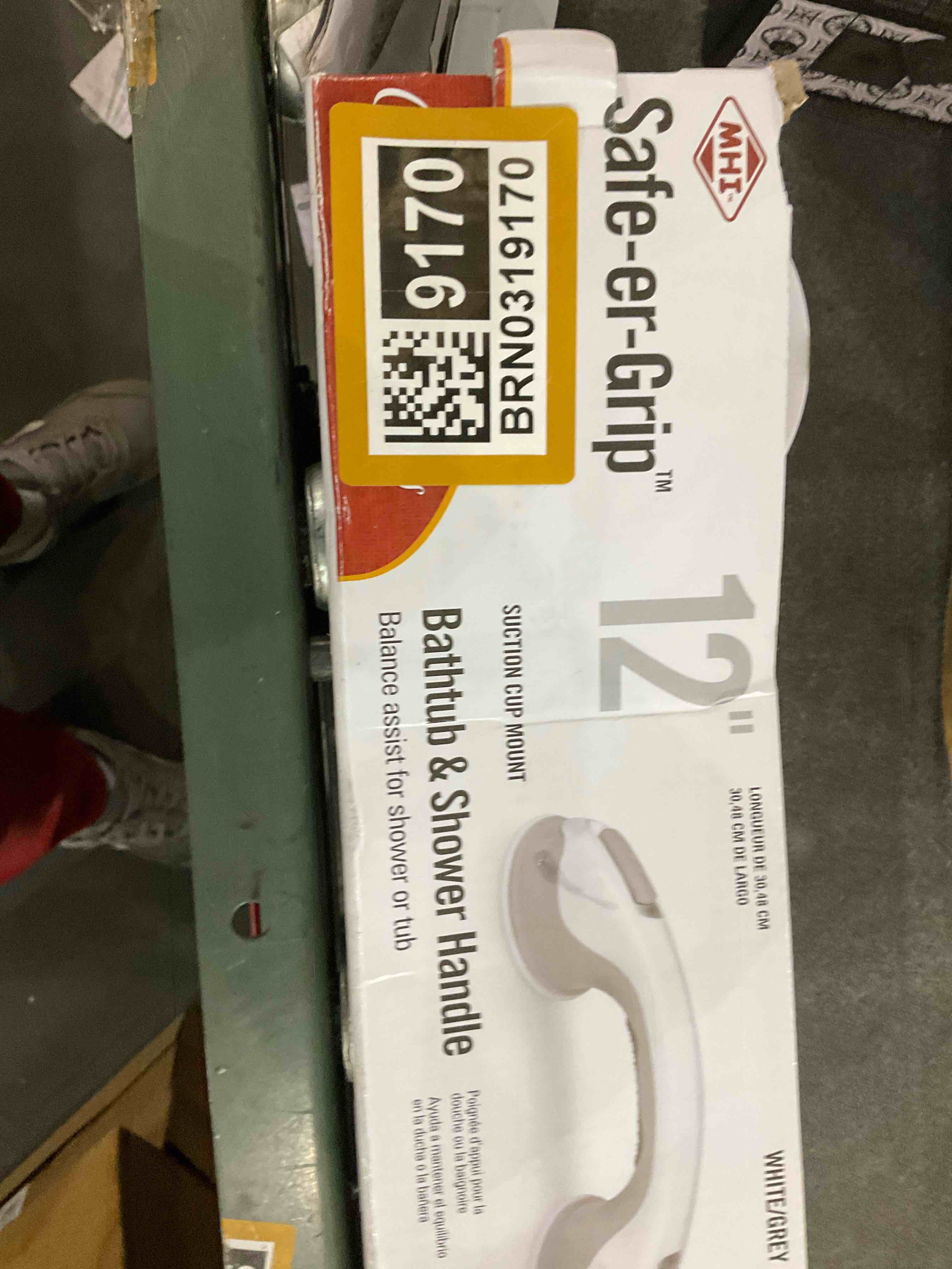 bath and shower handle 