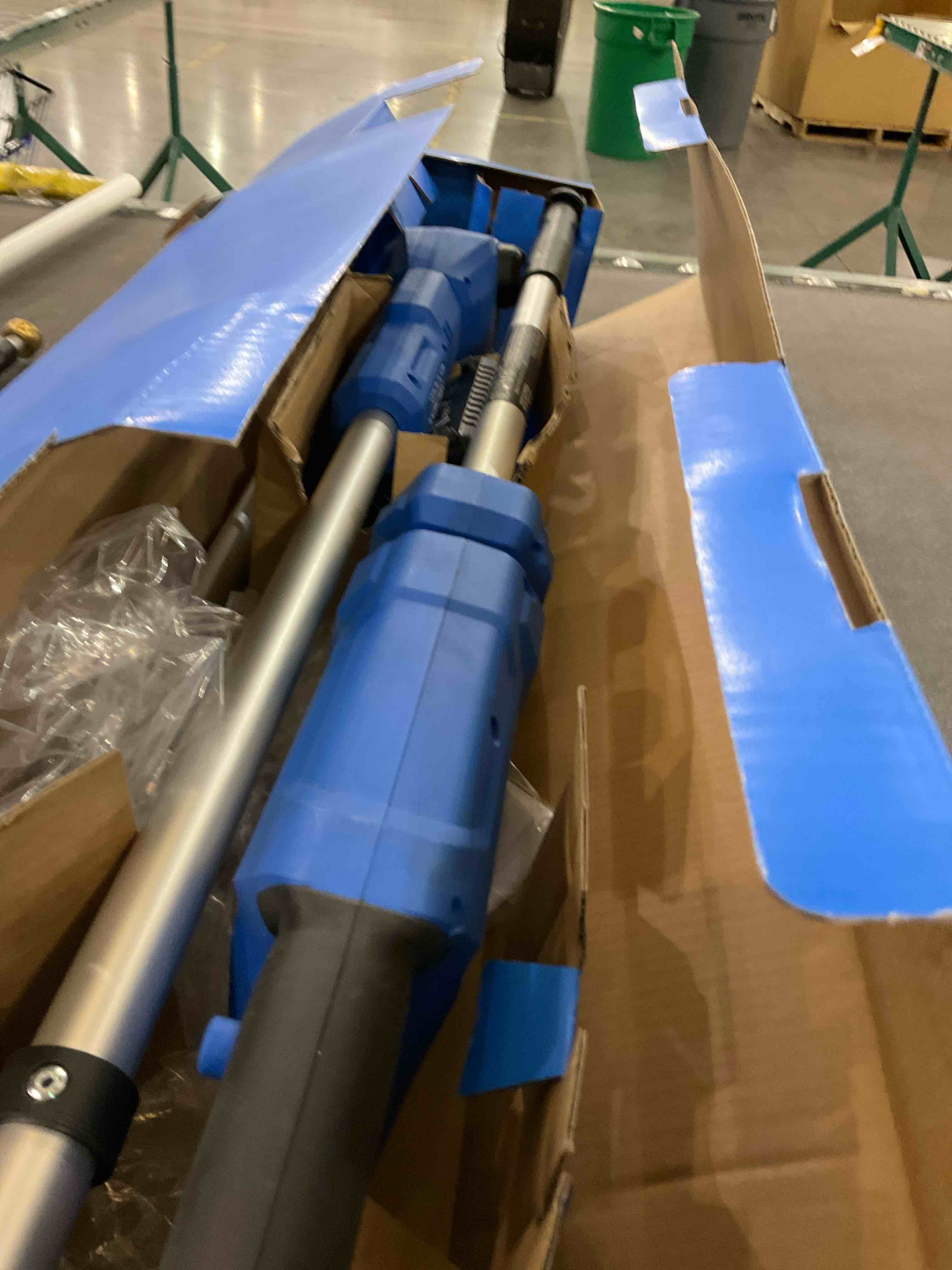 Kobalt 8 in 1 pole saw kit