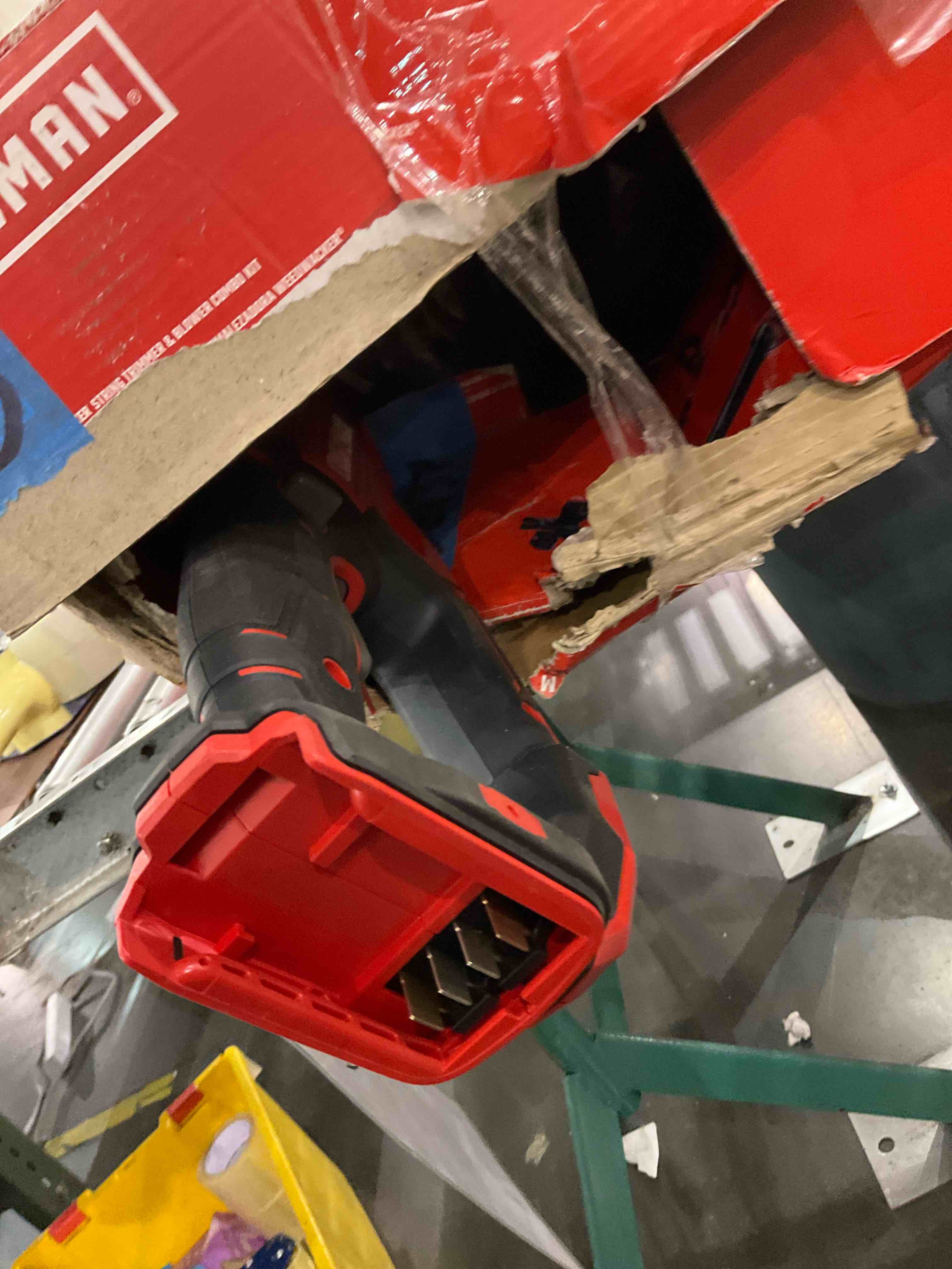 CRAFTSMAN V20 WEEDWACKER String Trimmer & Edger, Cordless (CMCST900D1)